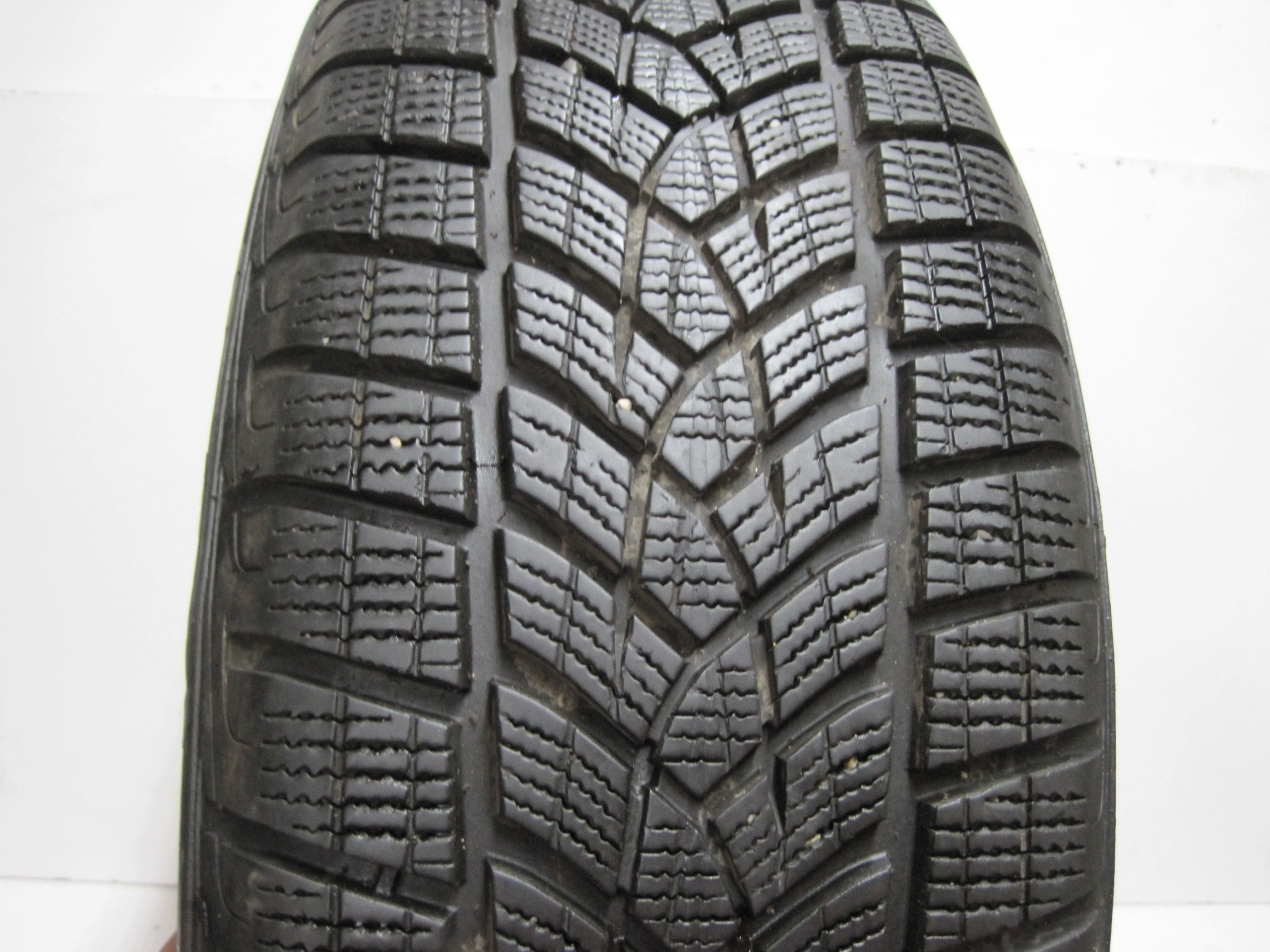 wheels discs tyres NISSAN QASHQAI R17 6MM M+S