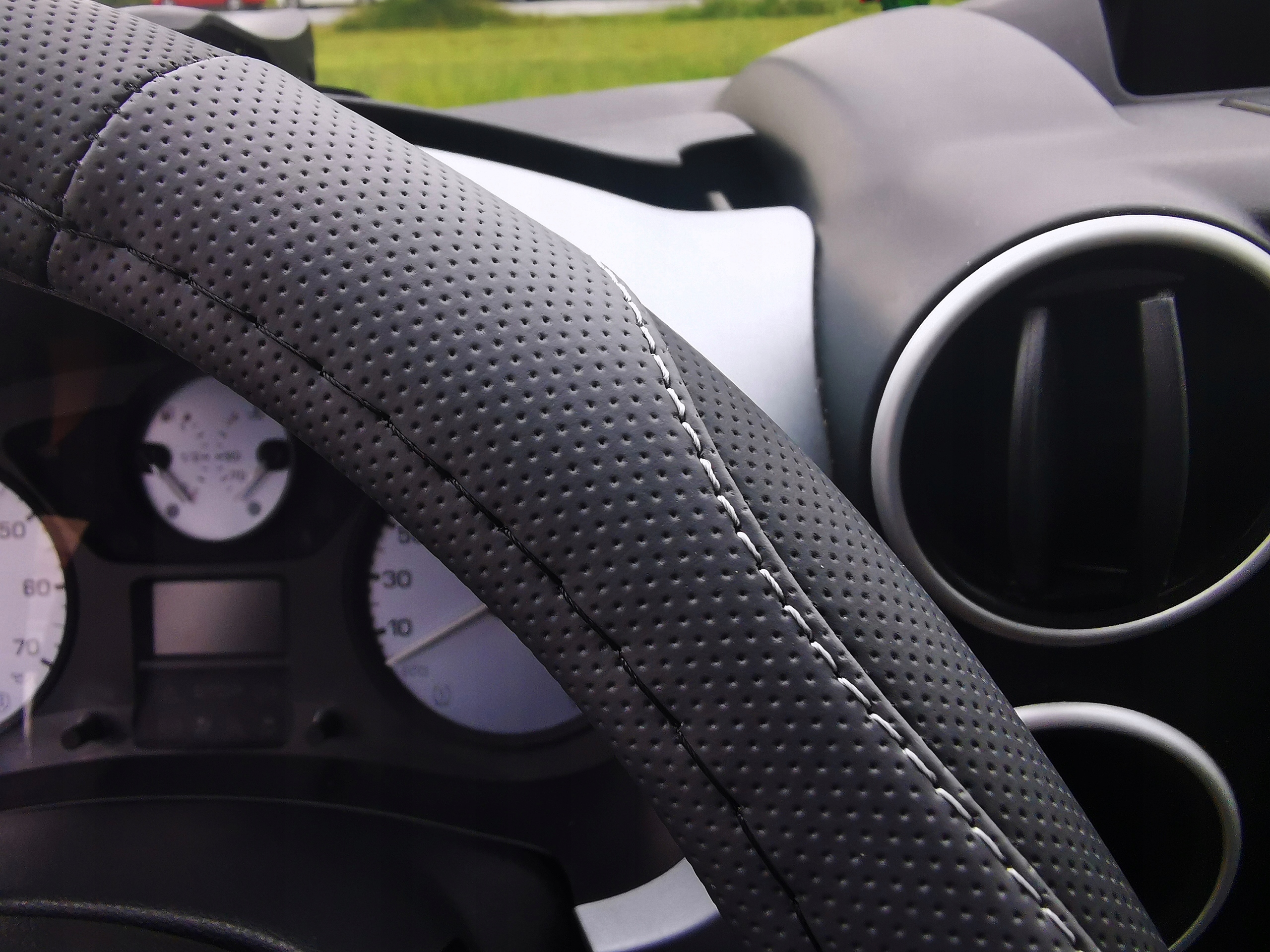 Opel Astra G H J K Corsa C D E Combo Meriva A B na kierownice czarno szary Stan opakowania oryginalne