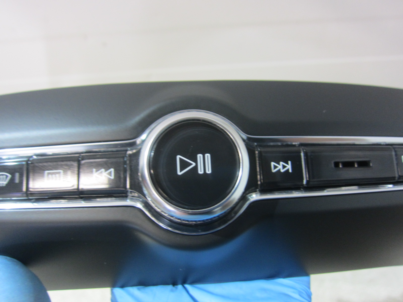 VOLVO XC40 XC 40 PANEL switch of control RADIA navigation devices USA 31456672