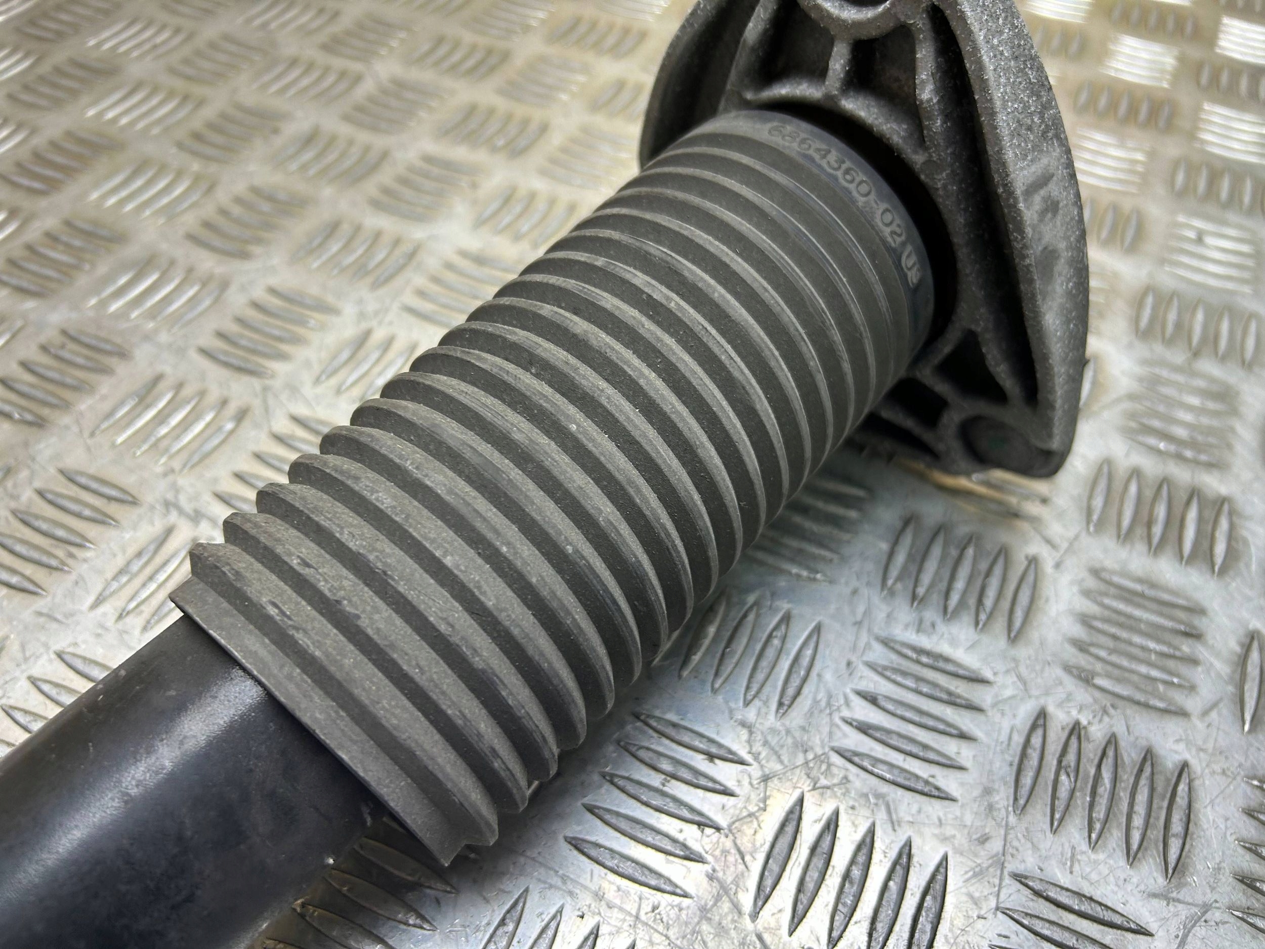 shock absorber rear right BMW X5 F15 2015 6867864