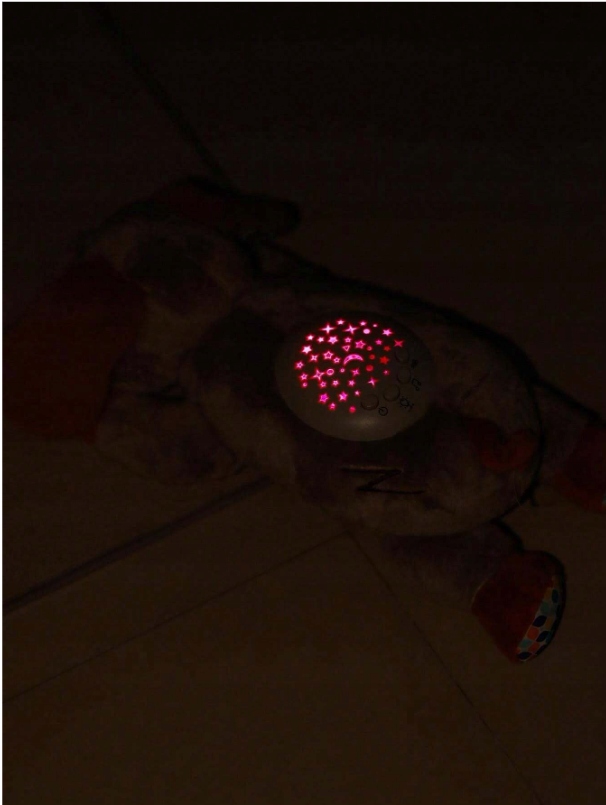 Biały Szum Szumiś Lampka Usypiacz PRZYTULANKA MASKOTKA PIESEK USPOKAJACZ Efekty dźwiękowe podświetlenie LED świetlne