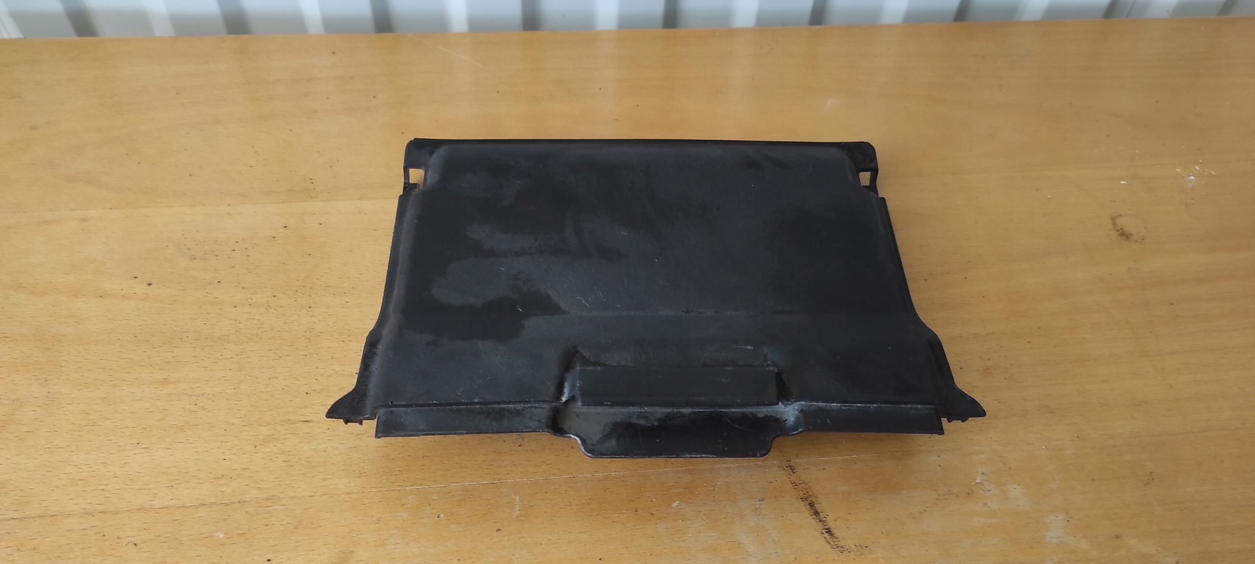obal akumulátoru FORD KUGA MK2 AM51-10A659-BB