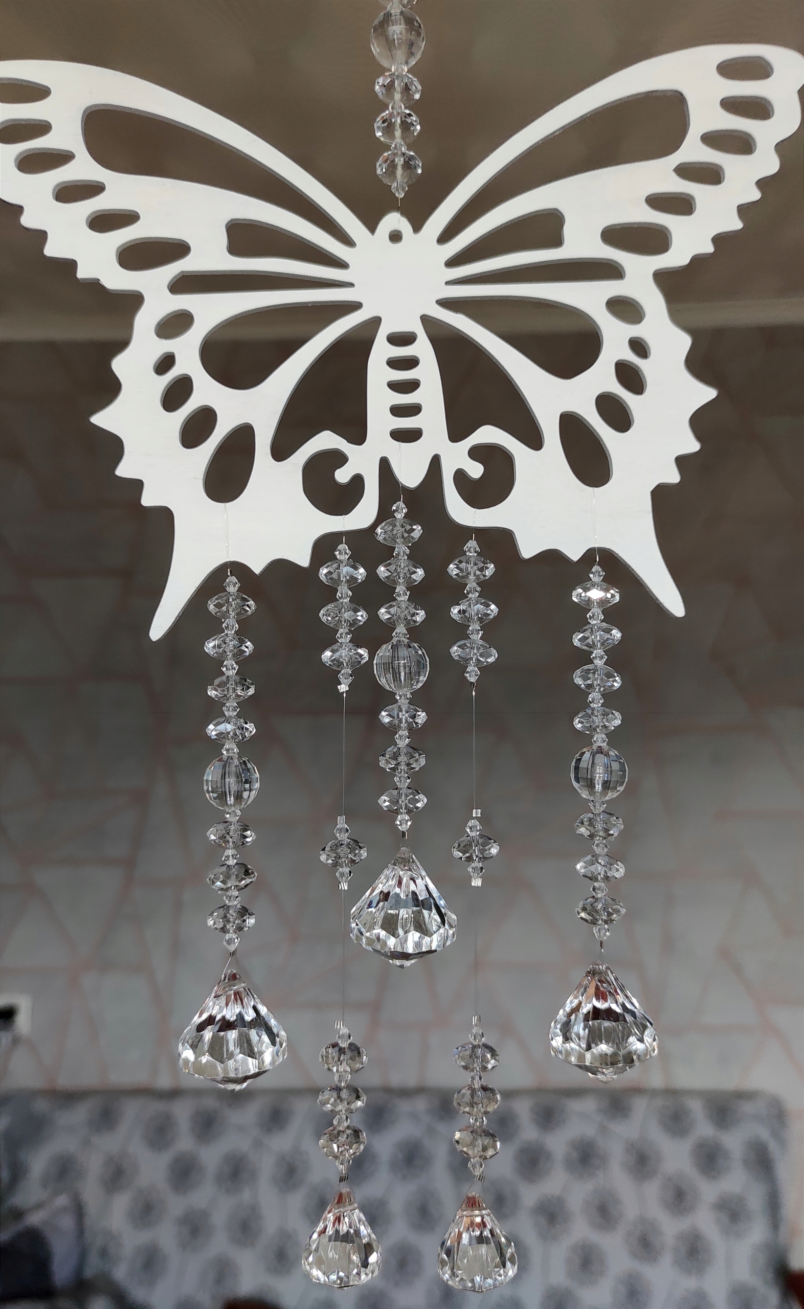 ZAWIESZKA PANEL OZDOBA AŻUROWE MOTYLE DIAMENTY 95cm Długość 95 cm