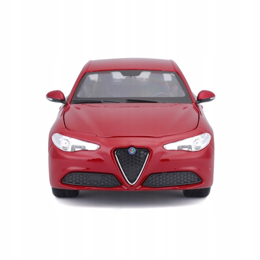Alfa Romeo Giulia 1:24 model Bburago 18-21080 Marka Bburago