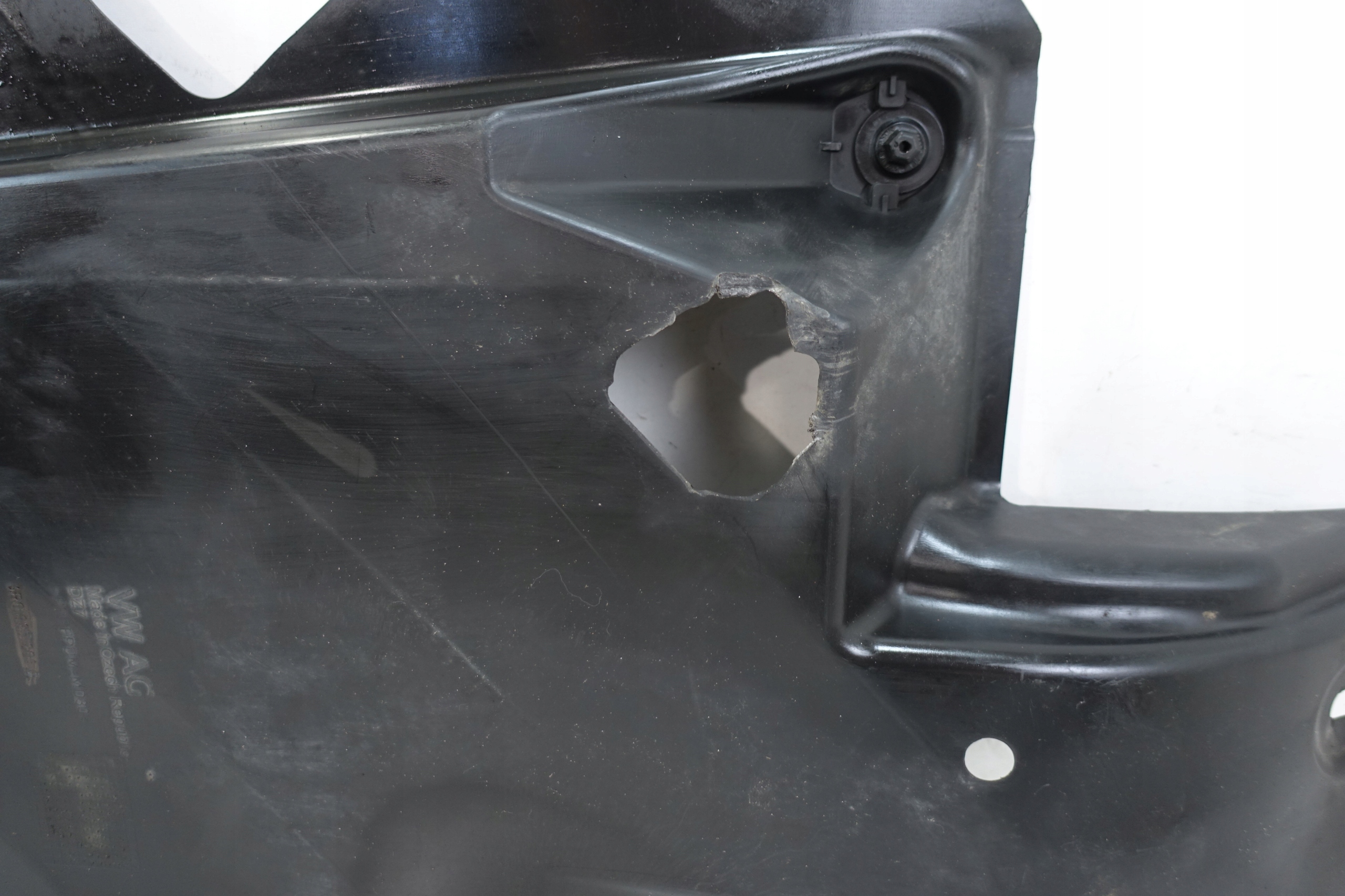 VW AUDI SKODA SEAT moulding cover chassis front 6R0825201B