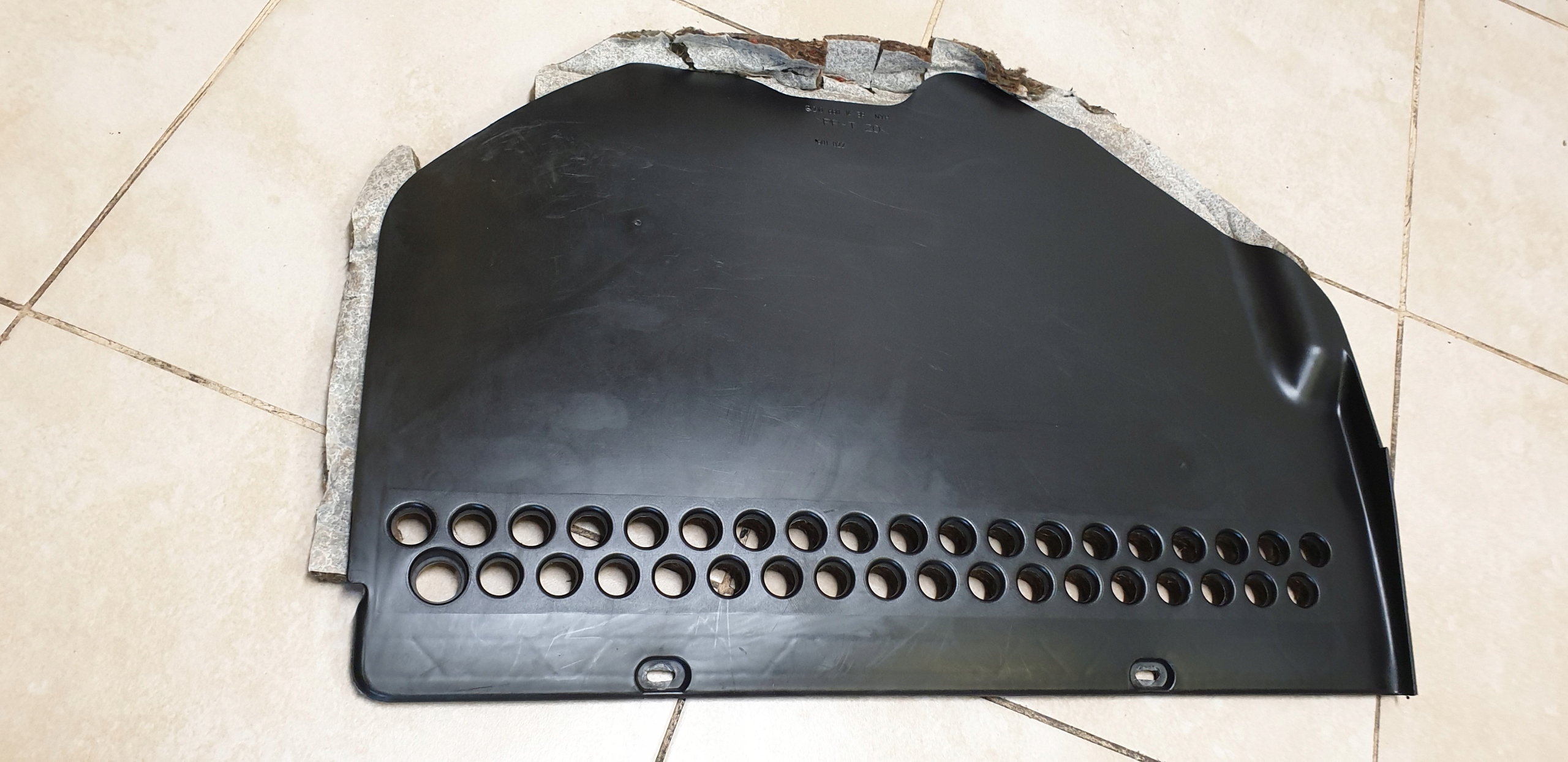 cover below DESKE cover lower MERCEDES E W210 EU OE