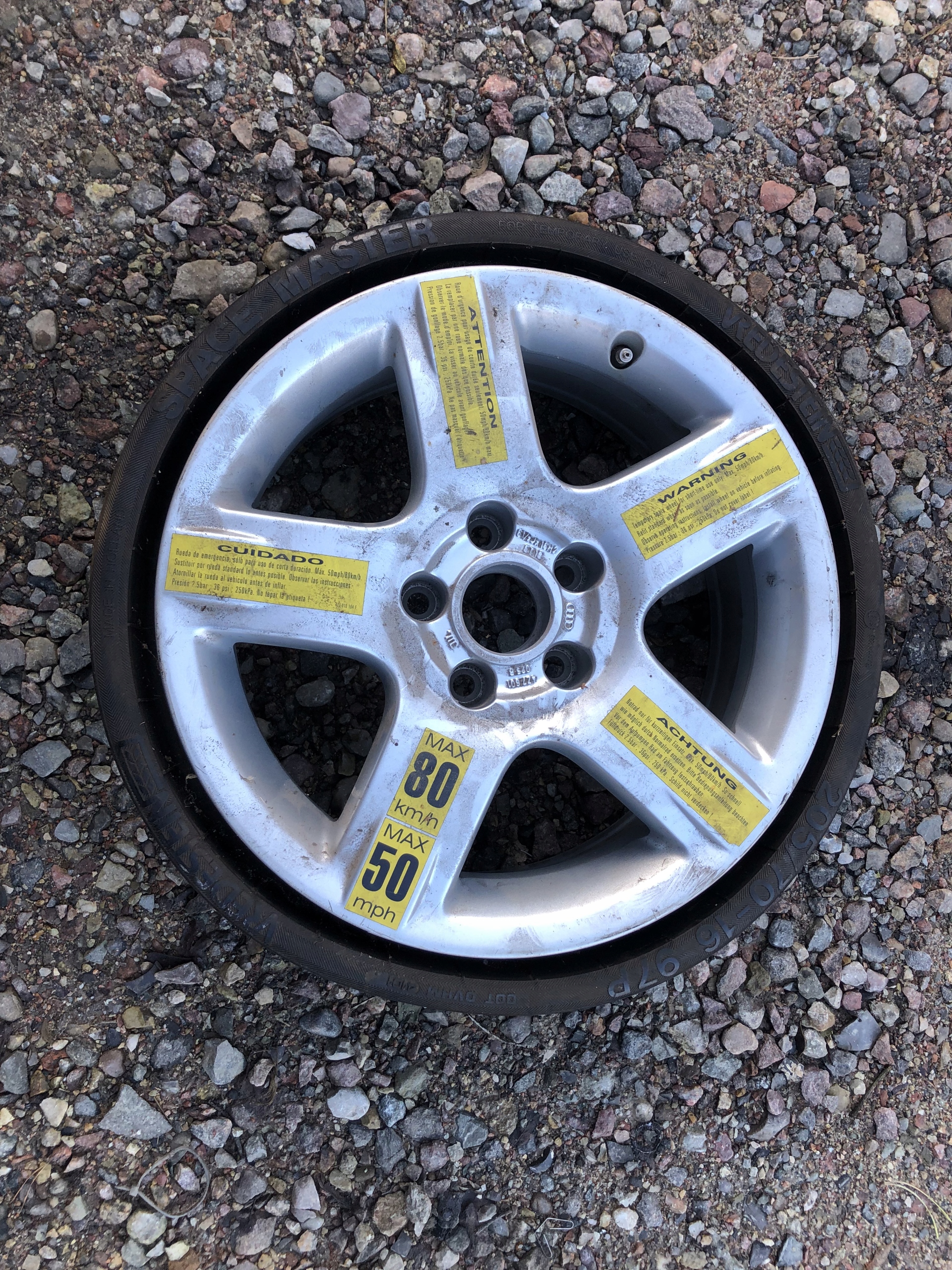 Подъездное колесо переезд AUDI A6 C5 ALLROAD ET16