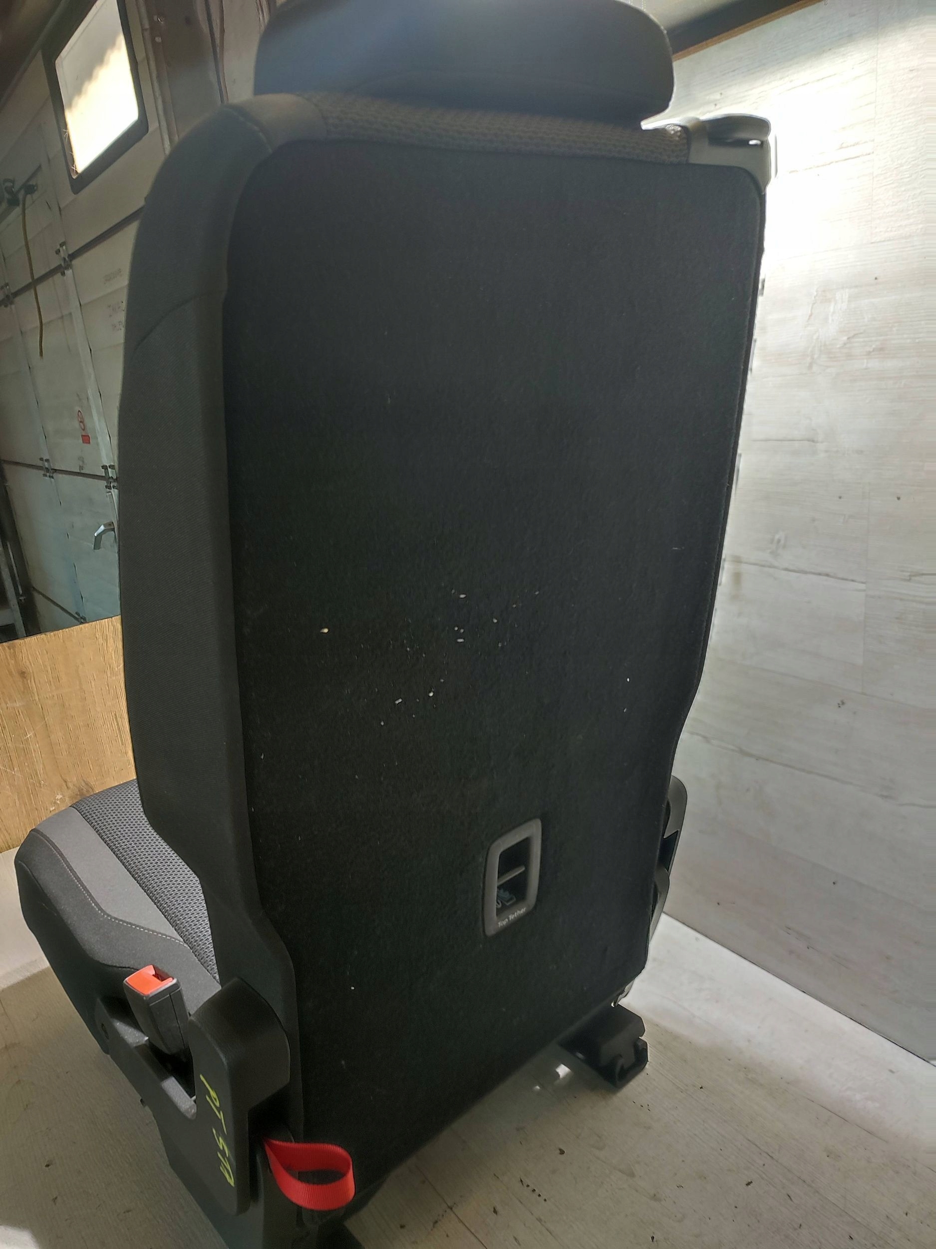 Volkswagen Touran III 2020 heck Seite rechts Sitz Sitz