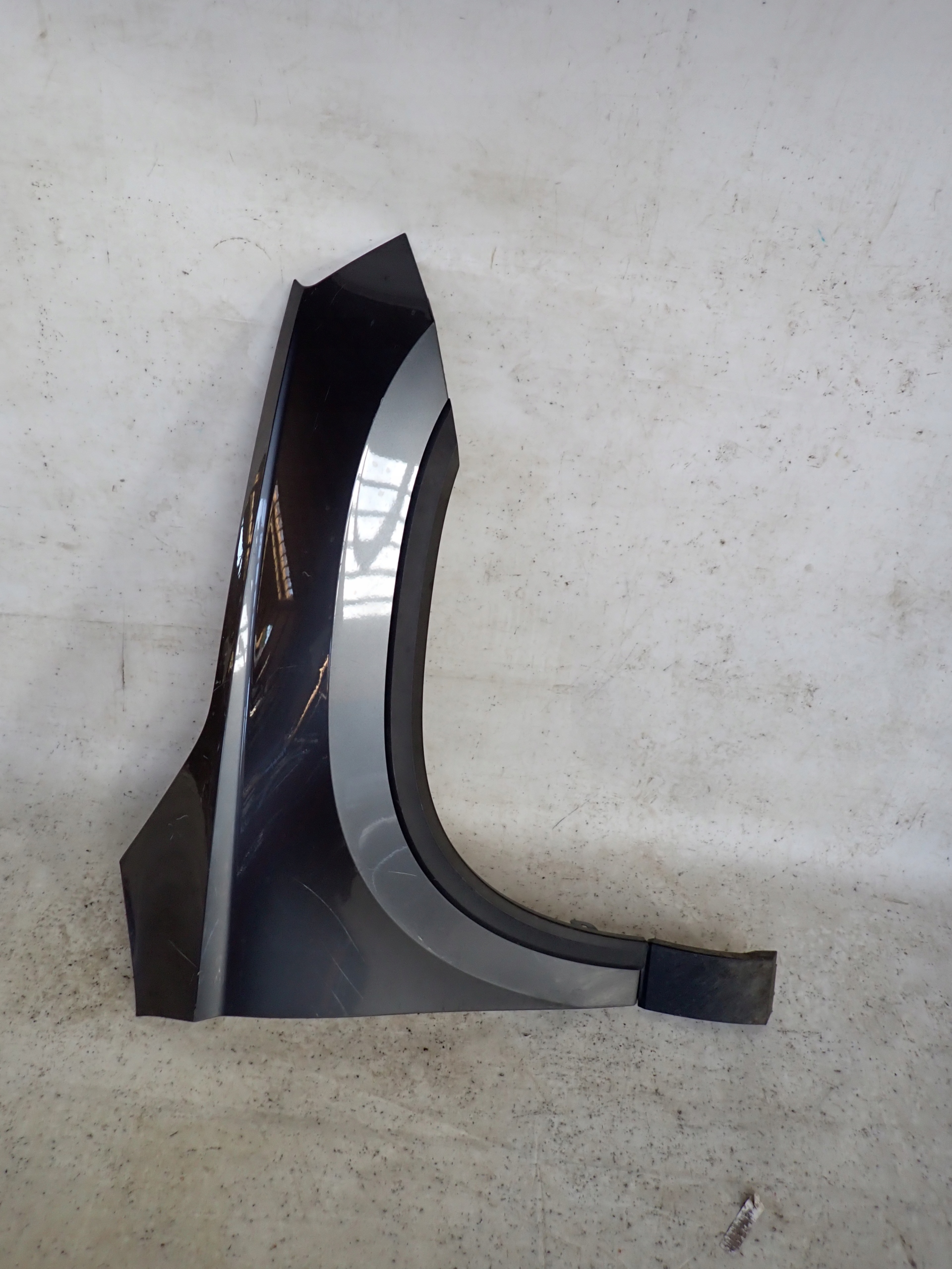 SKODA KAROQ 57A fender front right