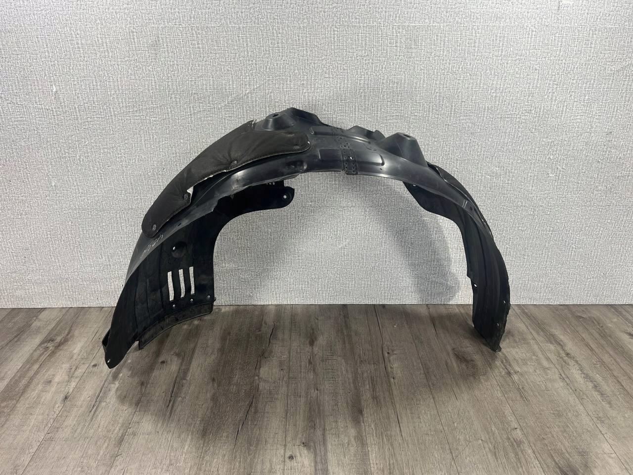 KIA EV6 GT GT-LINE 2021-> mudguard left front 86813-CV500