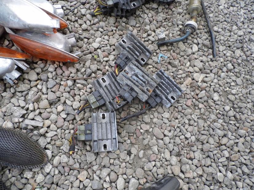 PIAGGIO X9 125 X8 X7 REGULATOR NAPIĘCIA ORYG. Producent Piaggio OE