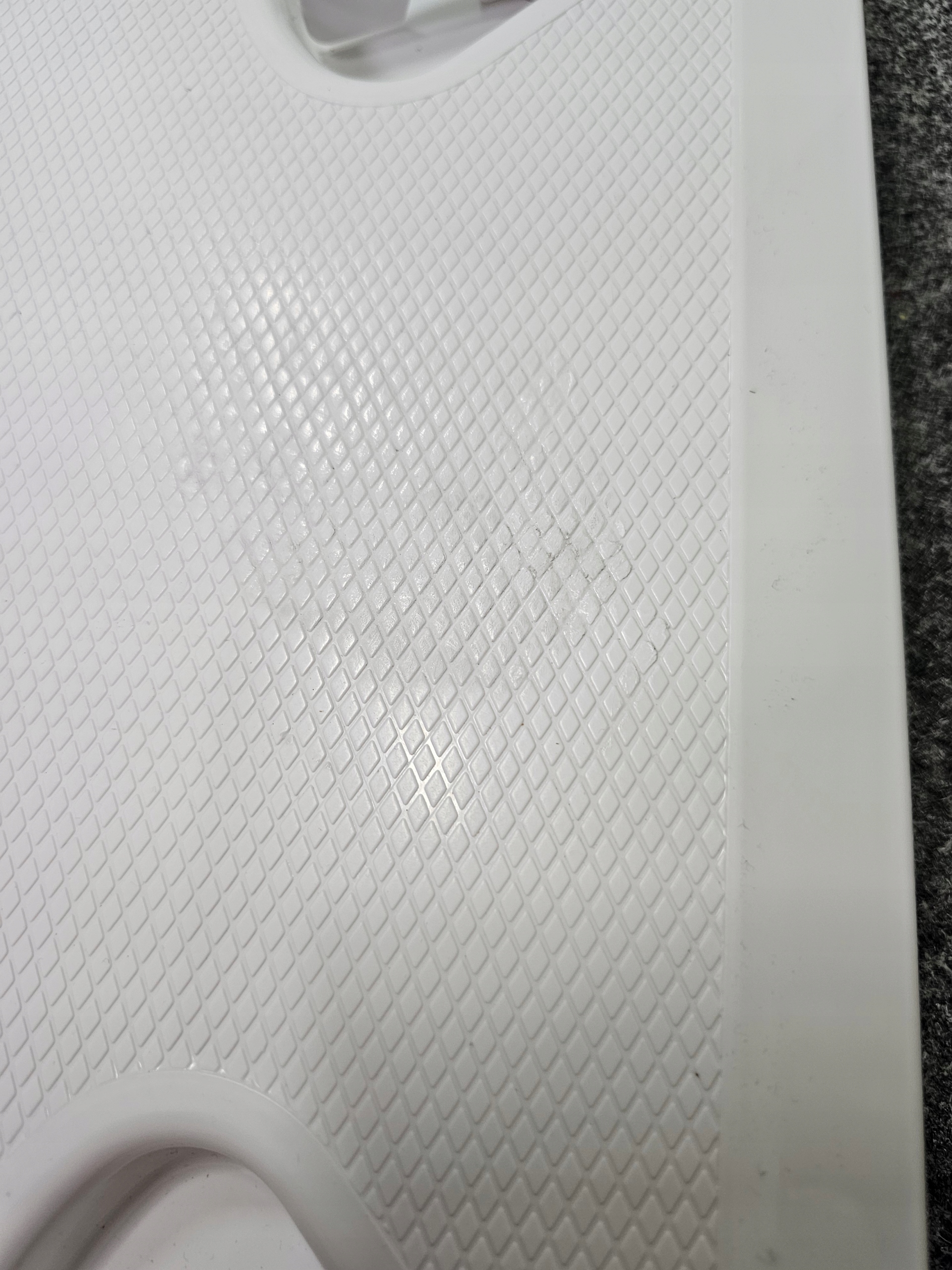 LUK KONTROLNY 606X353 MM NA KLAMKĘ PVC BIAŁY- SKAZA na klapie USZKODZONY Model uszkodzony