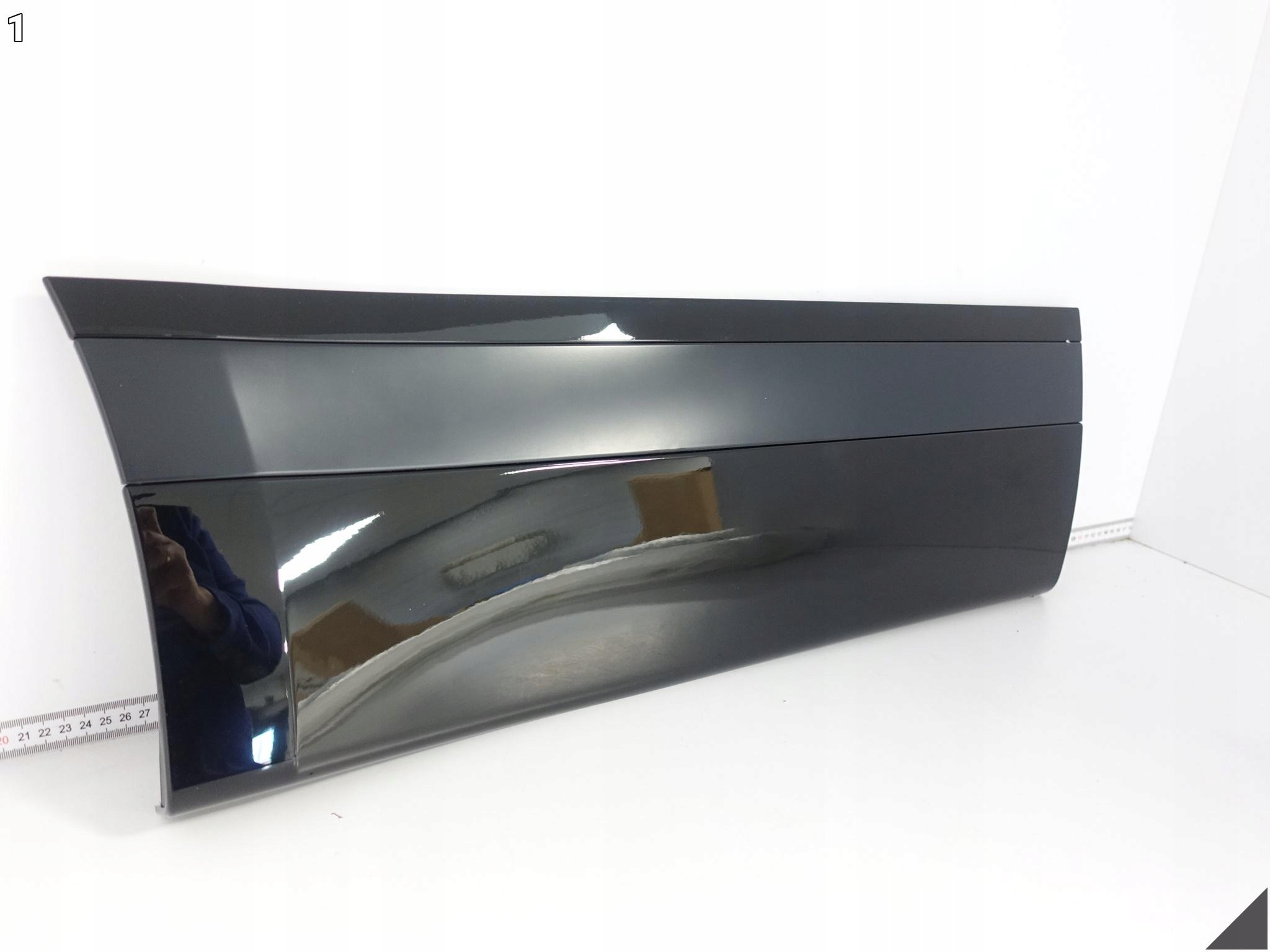 RANGE ROVER VELAR L560 17- moulding cap for door right rear part NARVICK BLACK