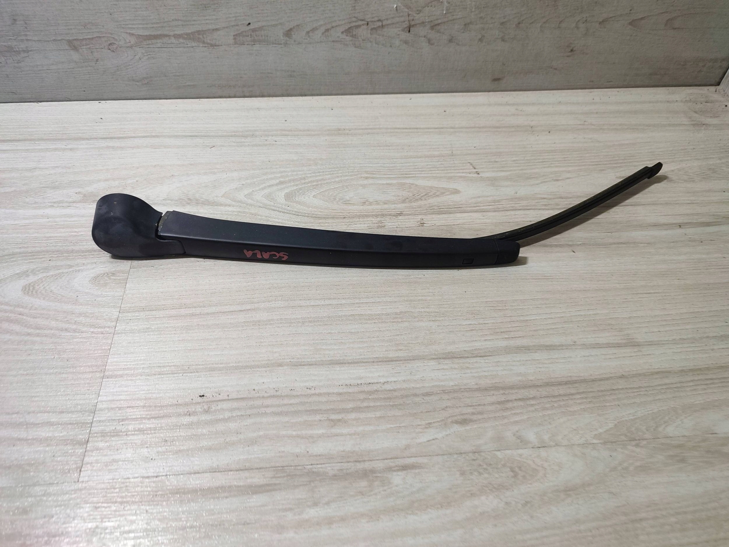 Skoda Scala 2020 wischerarm Fenster hinten