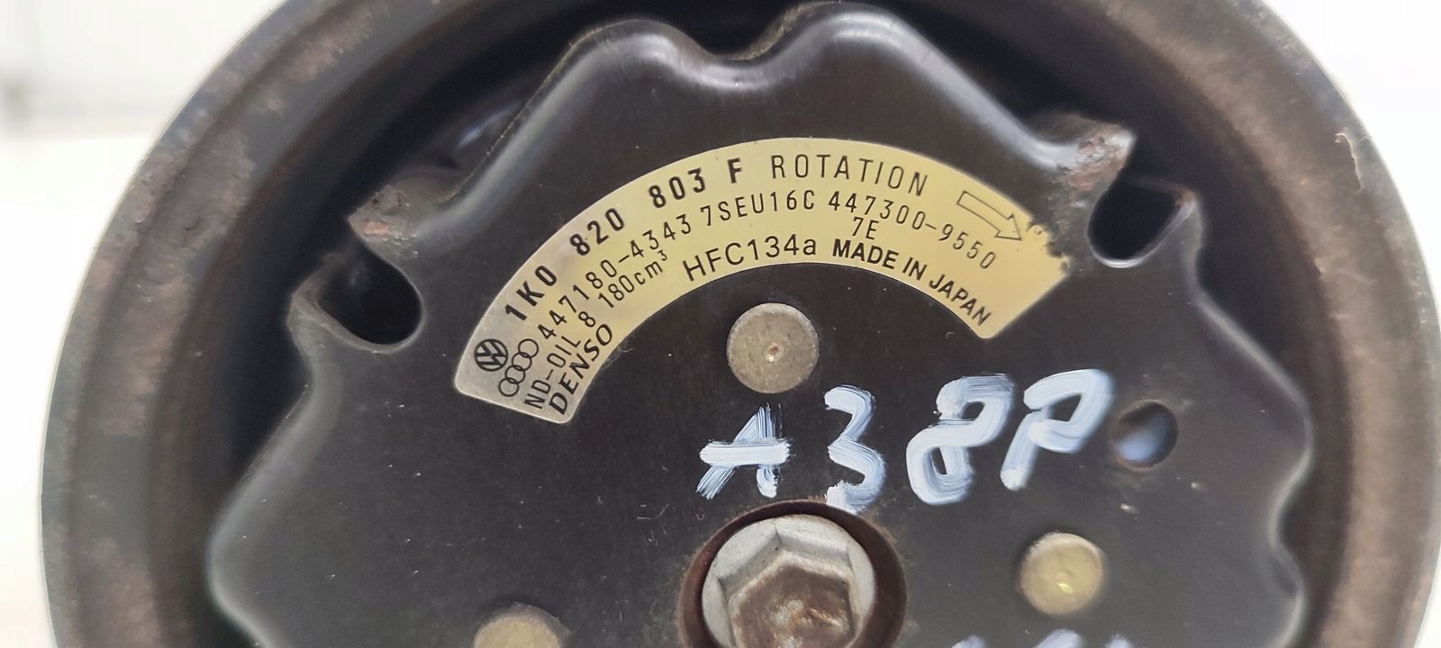 compressor of the air conditioning compressor; Audi A3 8P 1,6 MPI