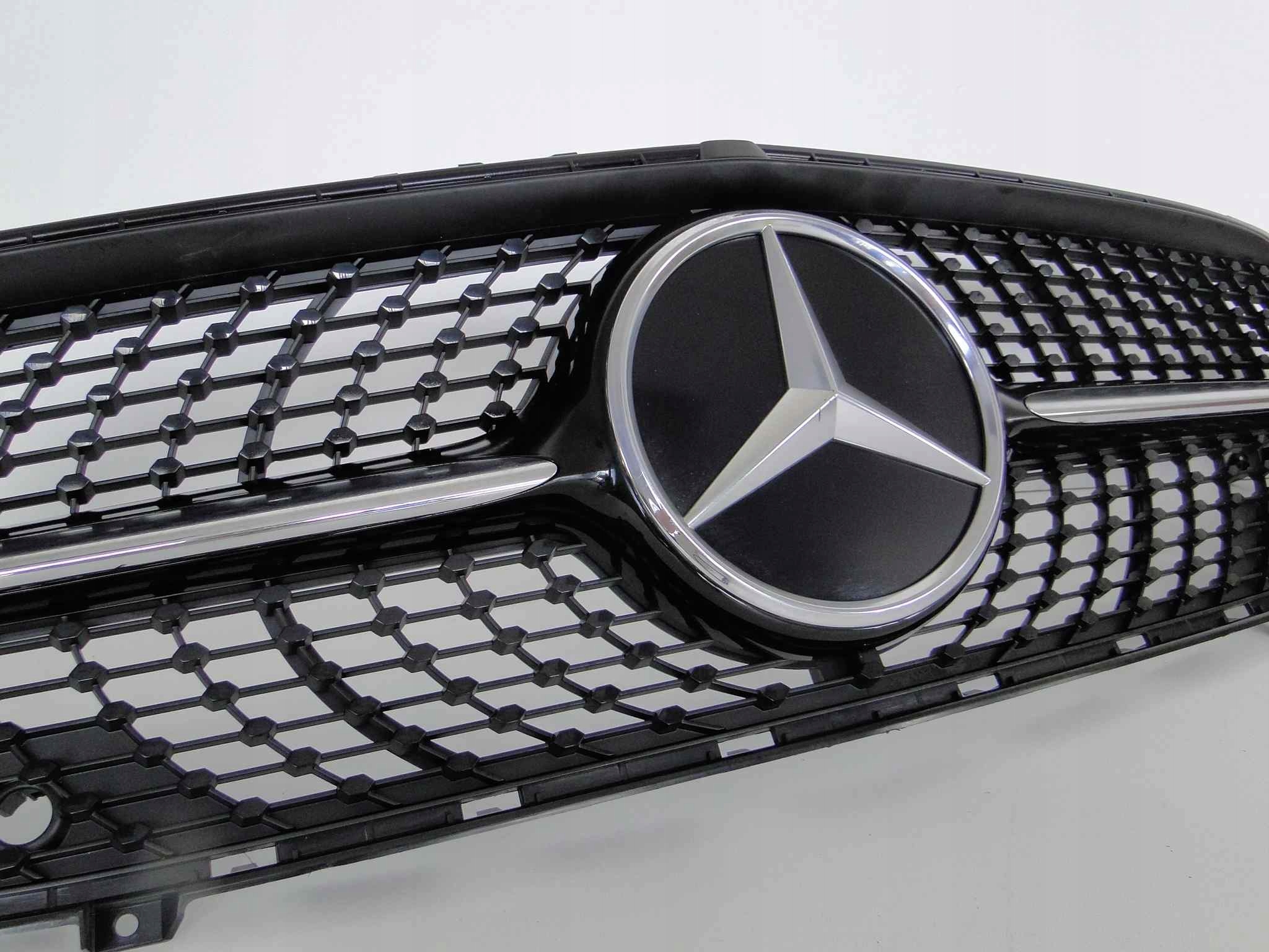 MERCEDES CLA 118 GRILL ATRAPA DIAMENT RADAR ORYG Typ samochodu Samochody osobowe