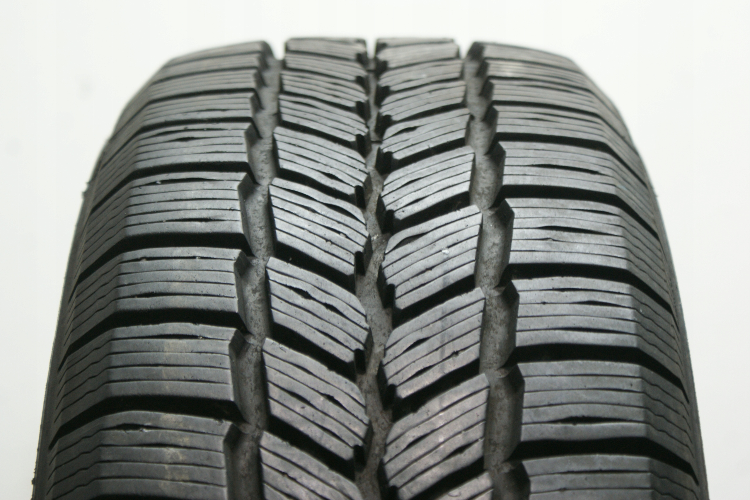 215 / 65R15C MICHELIN AGILIS 51 SNOW-ICE, 8,5 мм