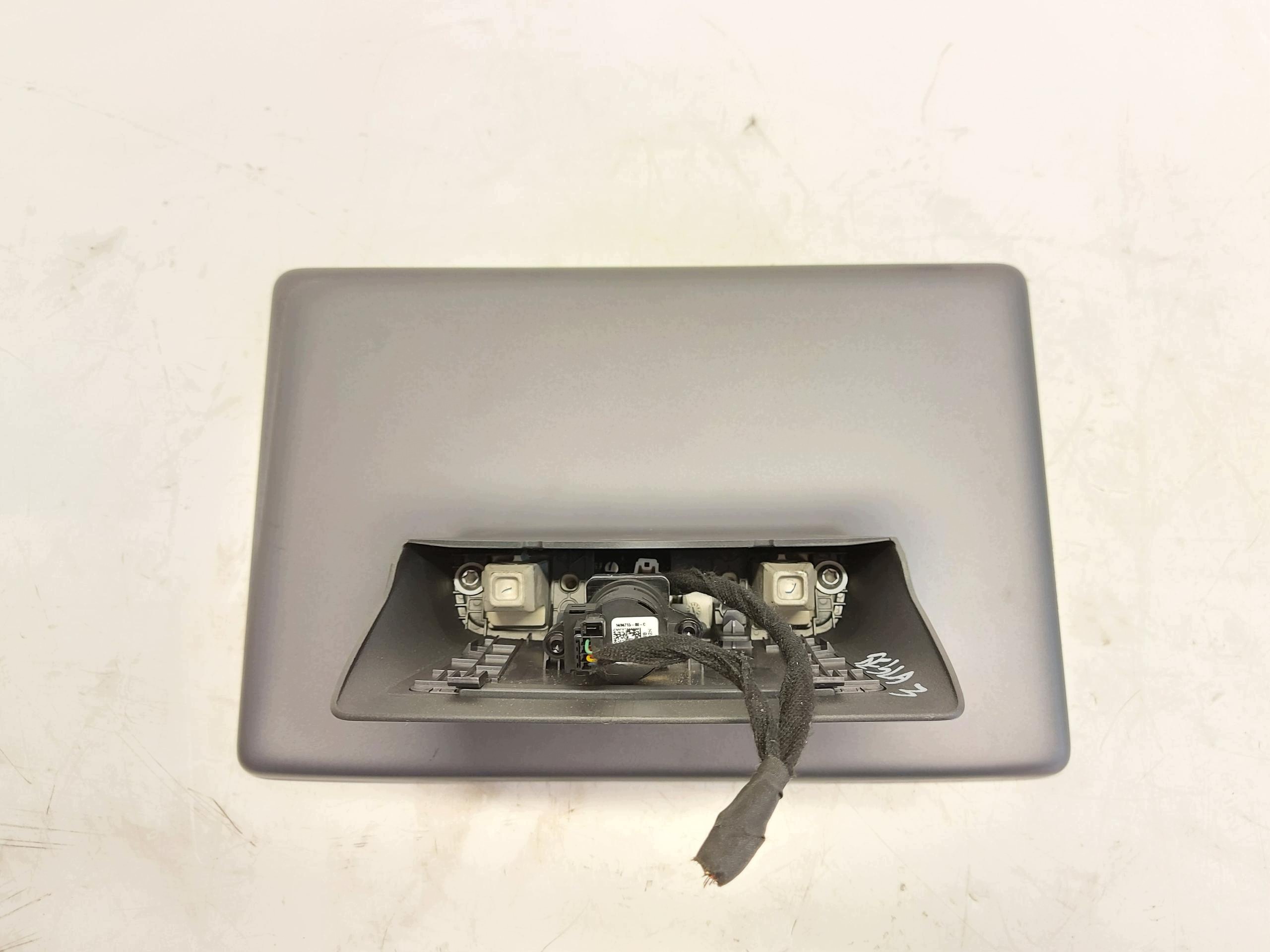 TESLA MODEL 3 2022r Ekran Schermo