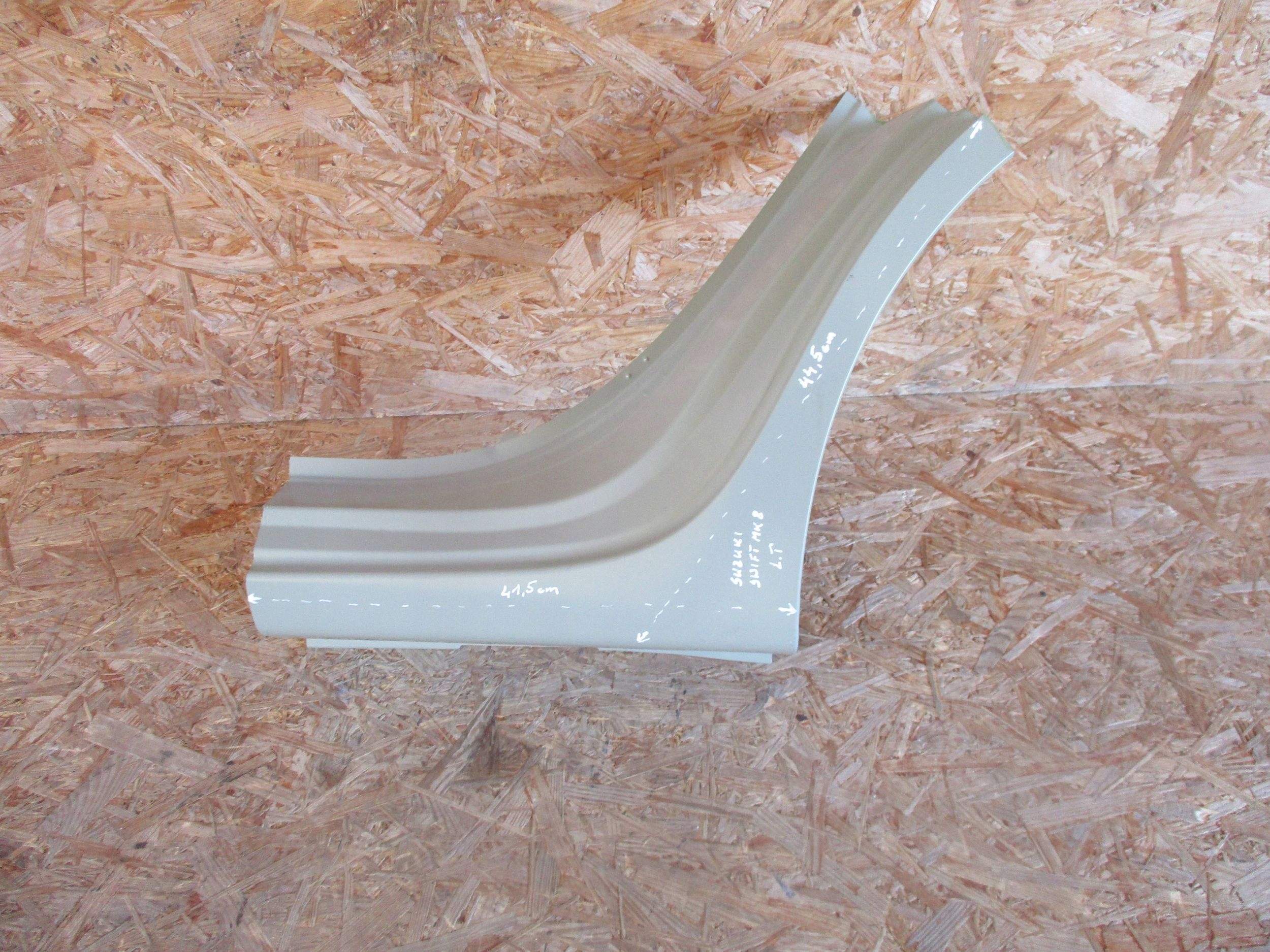 threshold left rear SUZUKI SWIFT MK8