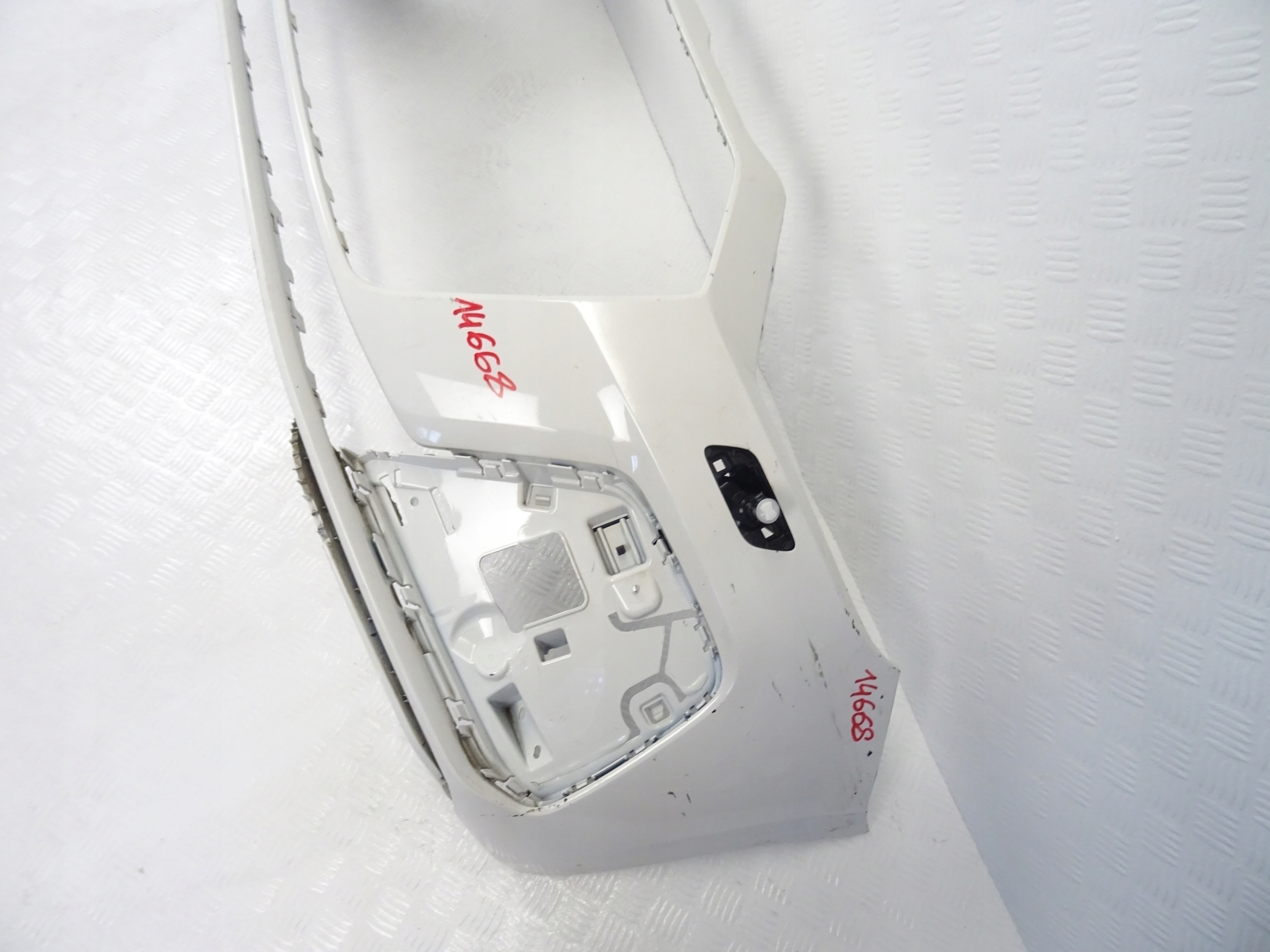 Audi A1 II 82A bumper front front