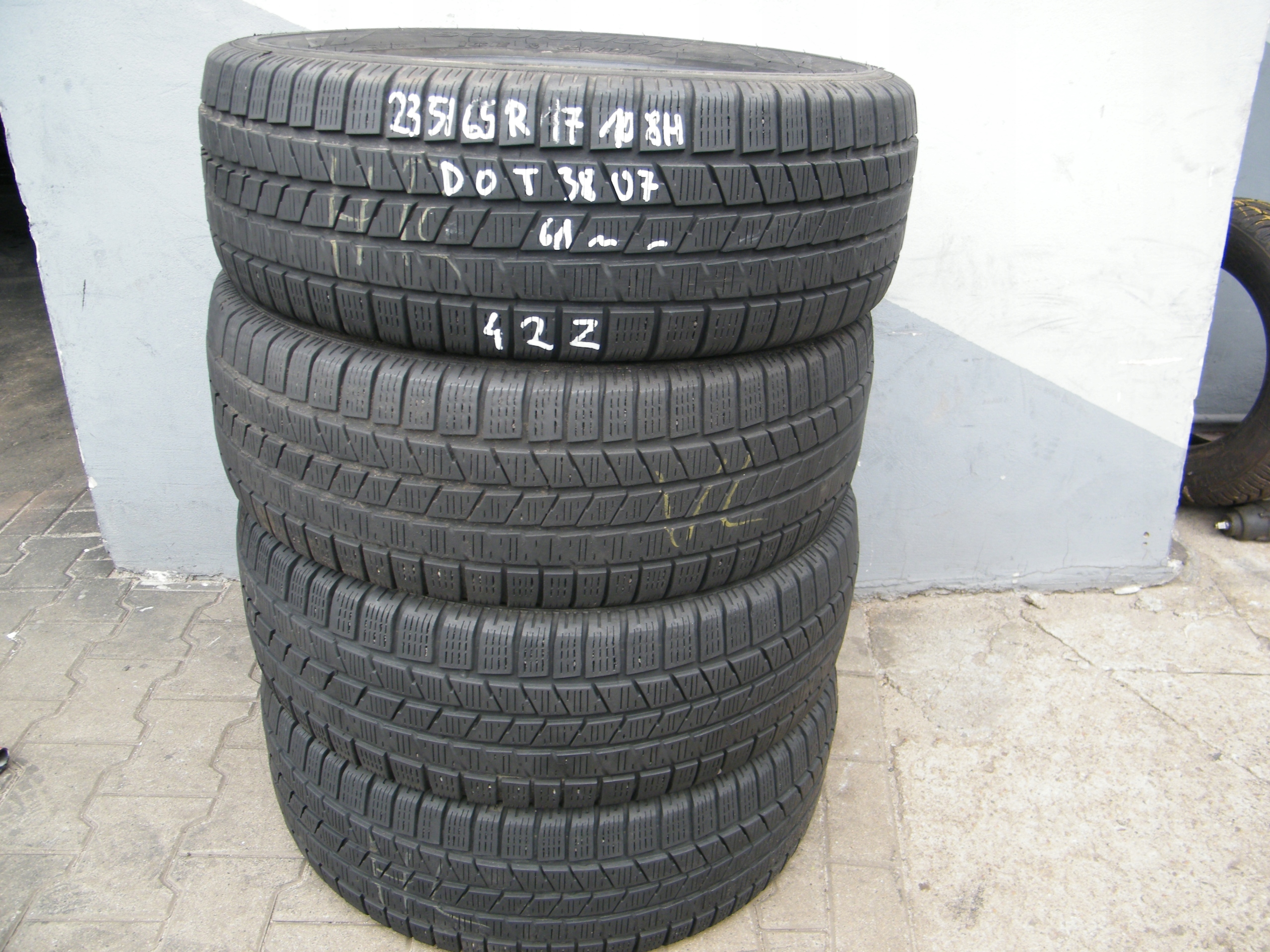 [42Z] 4xZIMA 235/65R17 108H PIRELLI SCORPION ICE & Sezon zimowe