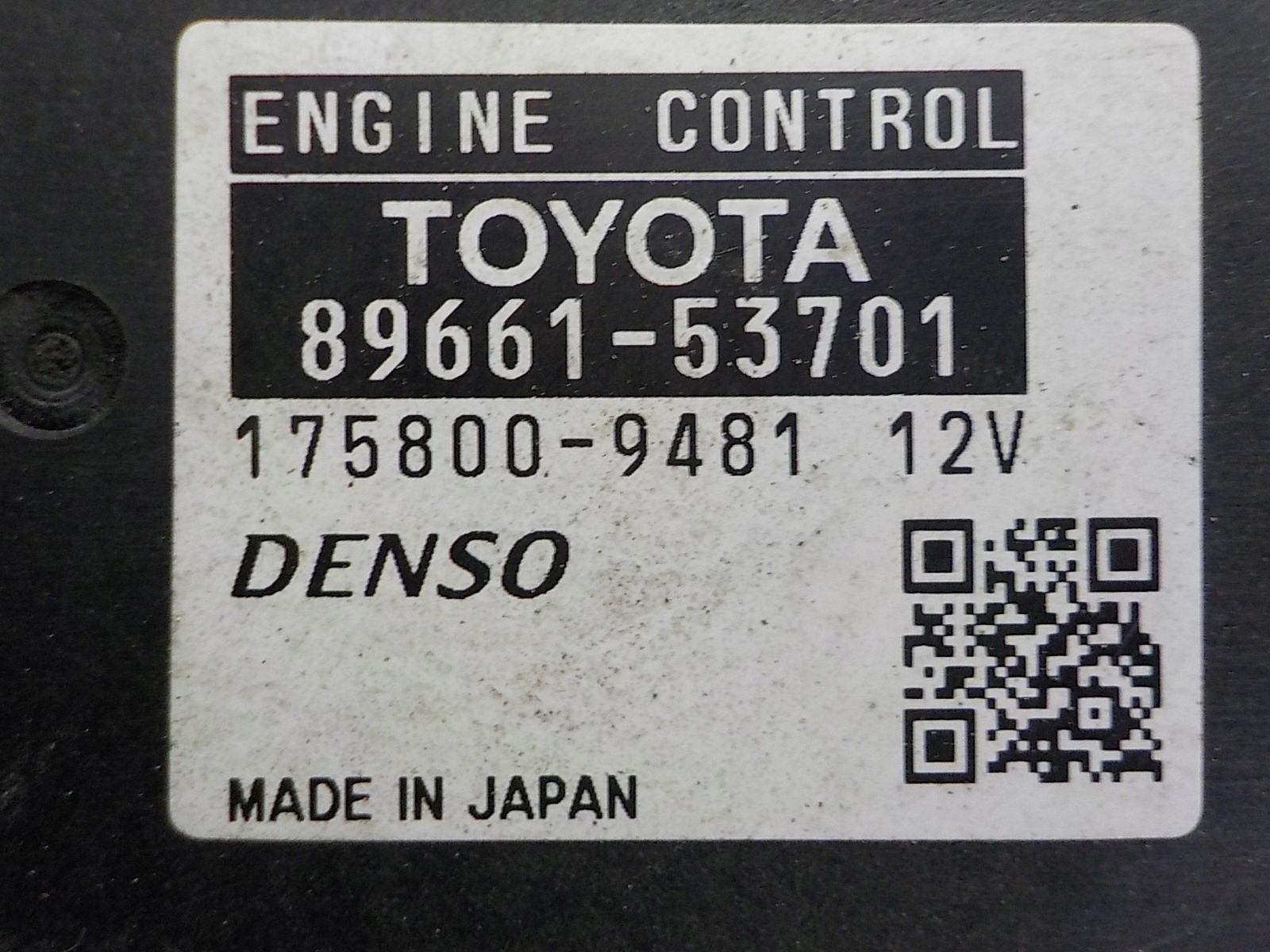LEXUS IS II 2.2 D computer control unit 89661-53701 175800-9481