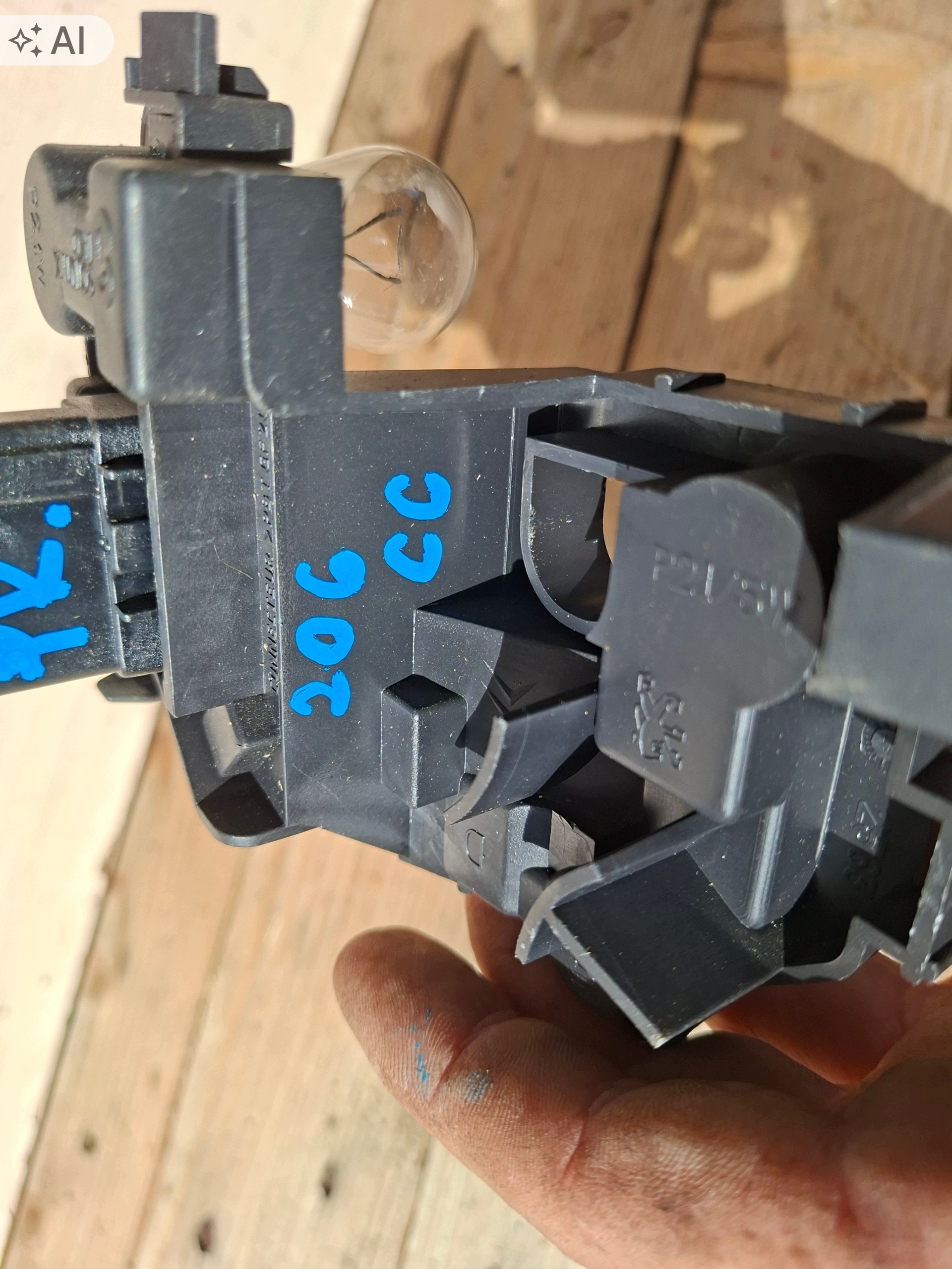 wklad light rear part rear peugeot 206 cc right