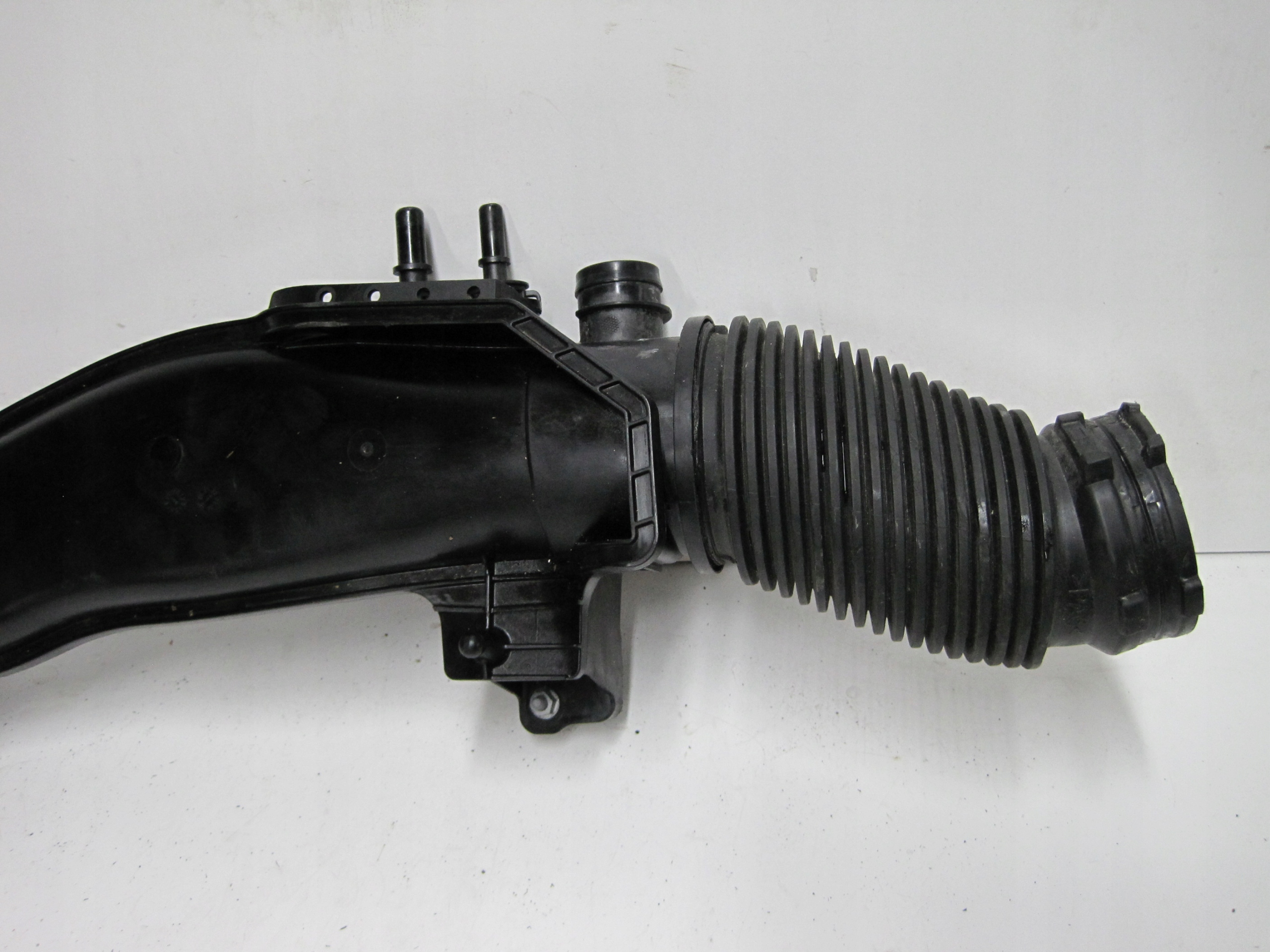 intake REZONATOR RANGE ROVER SPORT III M8E2-9H715-BB