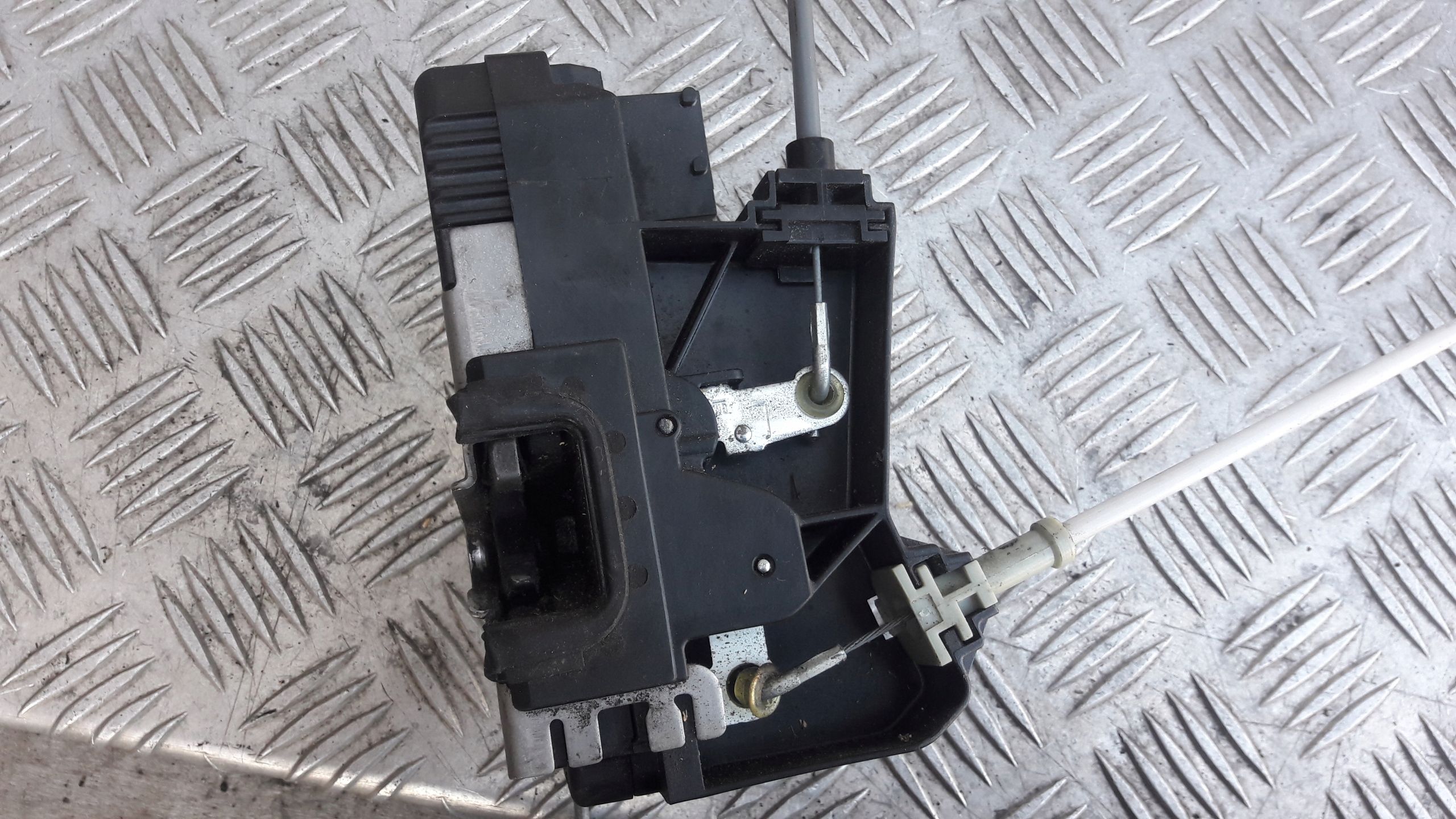 OPEL ASTRA ZAFIRA lock left front 24444015 EX