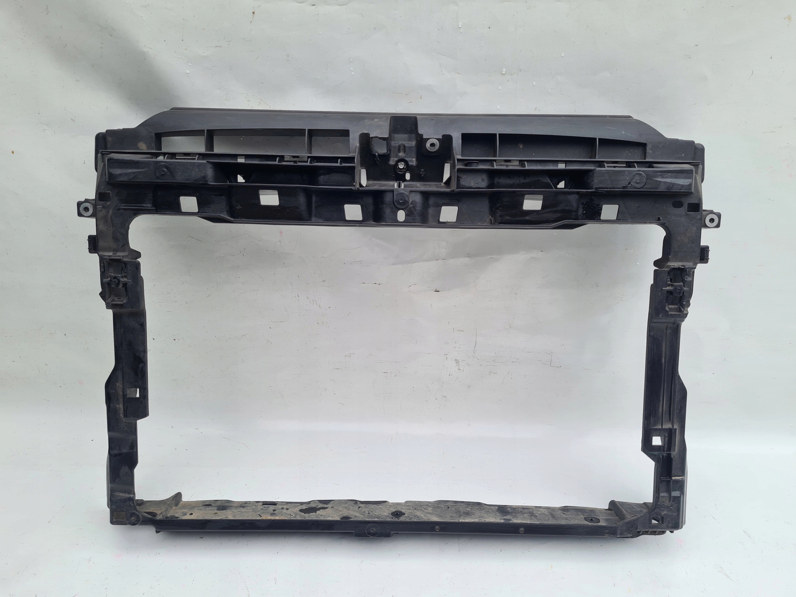 VW TOURAN II PAS PRZEDNI WZMOCNIENIE 5TA805594C