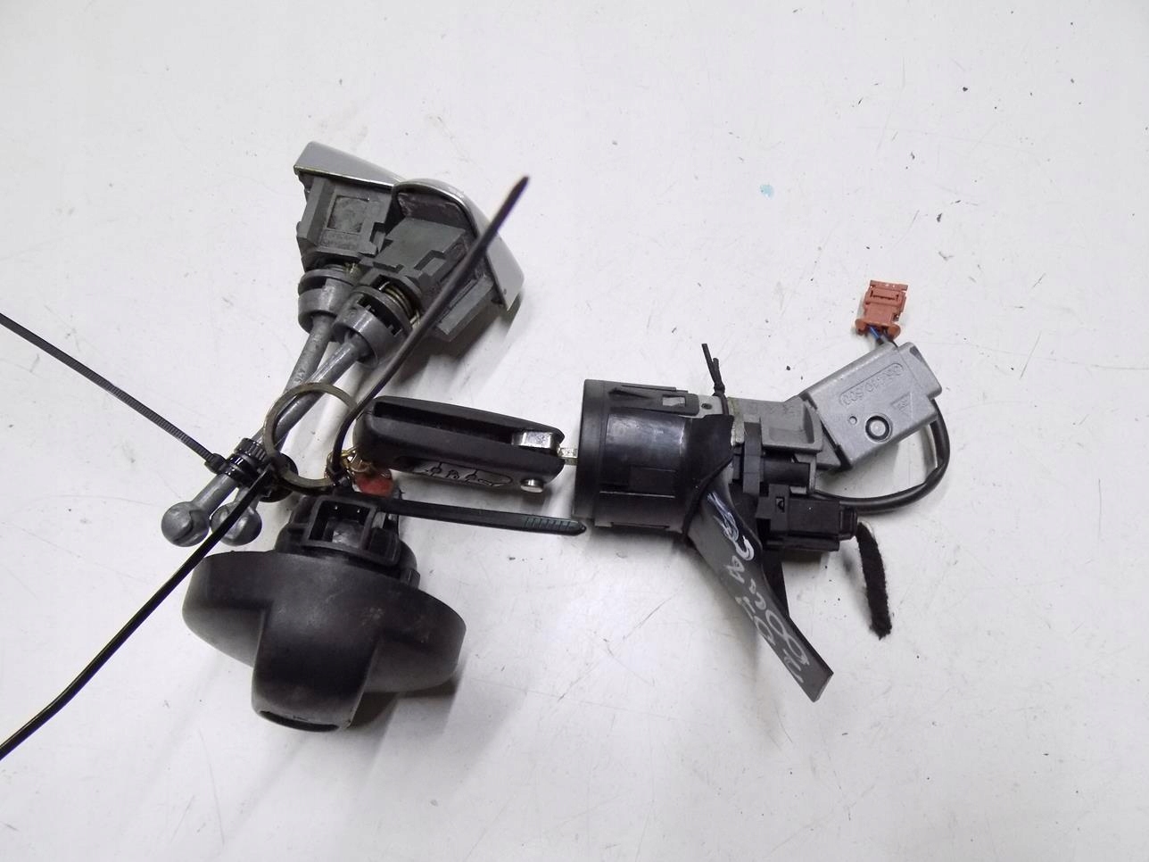 96617frewftreg0828dx0w0d - PEUGEOT 207 cc ezrc ключ запалювання вставки