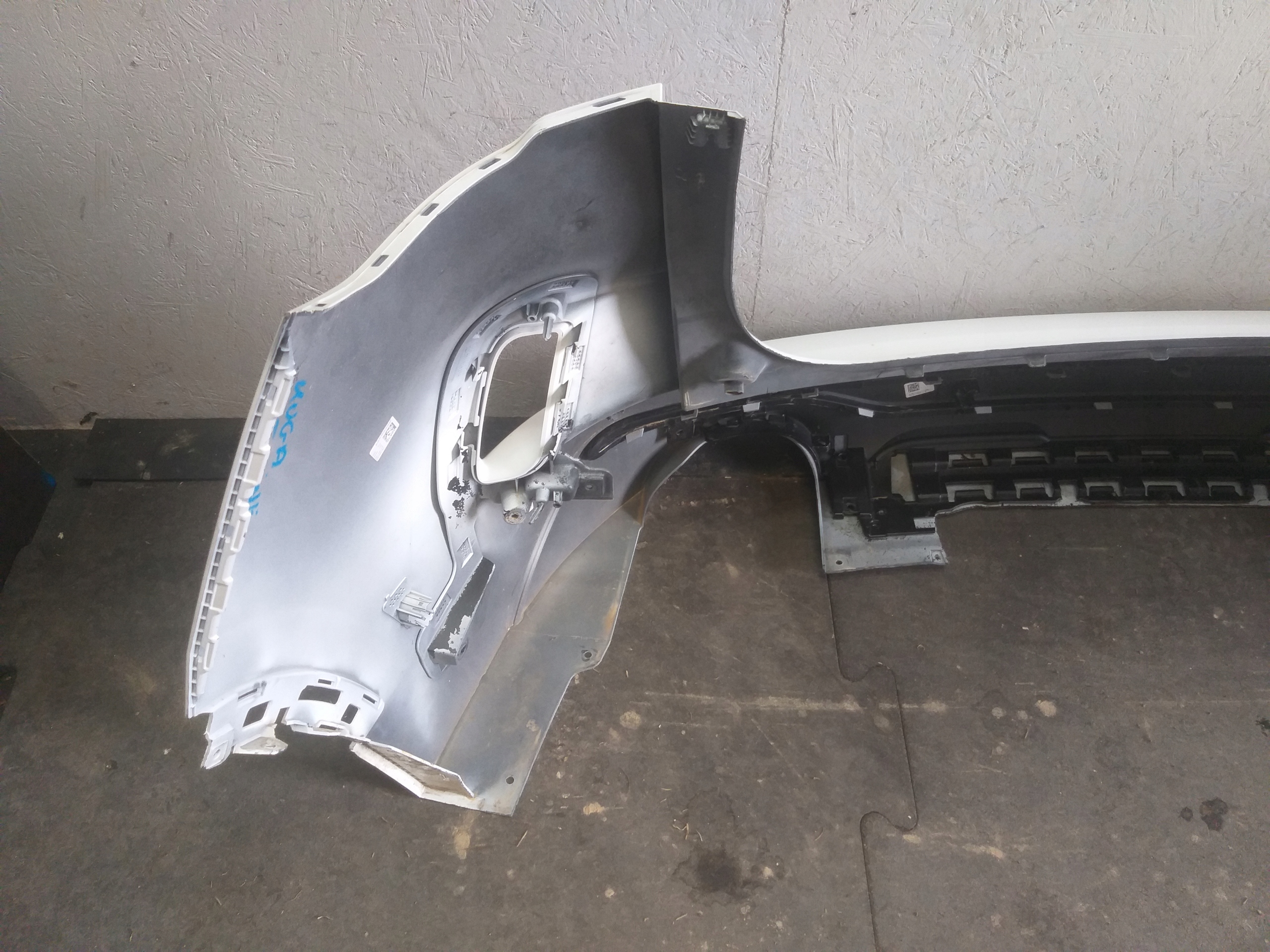 nárazník záď FORD KUGA MK3 ST
