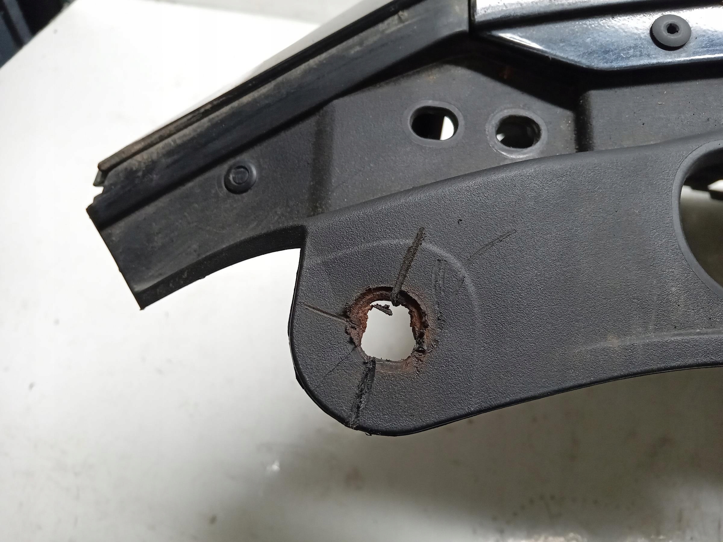 Mazda 3 BM Kühlergrill FRONTGRILL Kühlergitter BJS750712 - Thumbnail 7