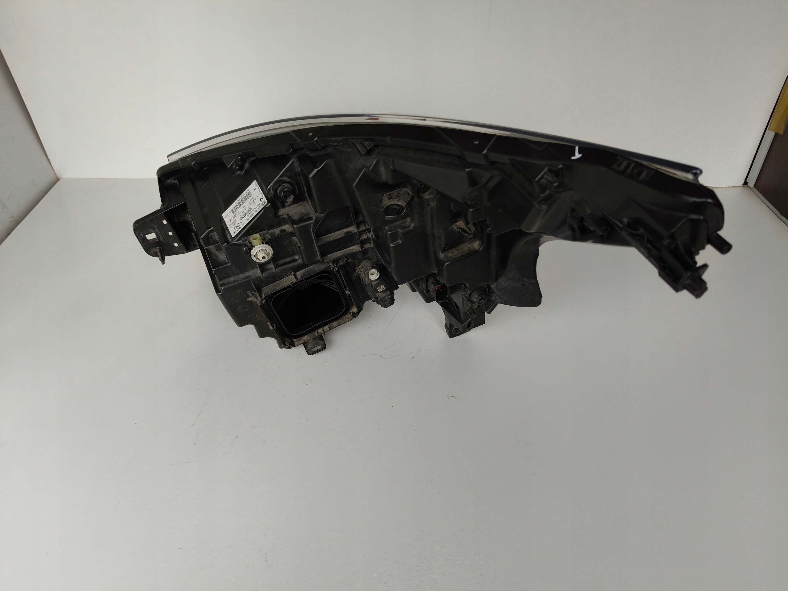 light right REFLEKTOR RENAULT TRAFIC III LIFT FULL LED