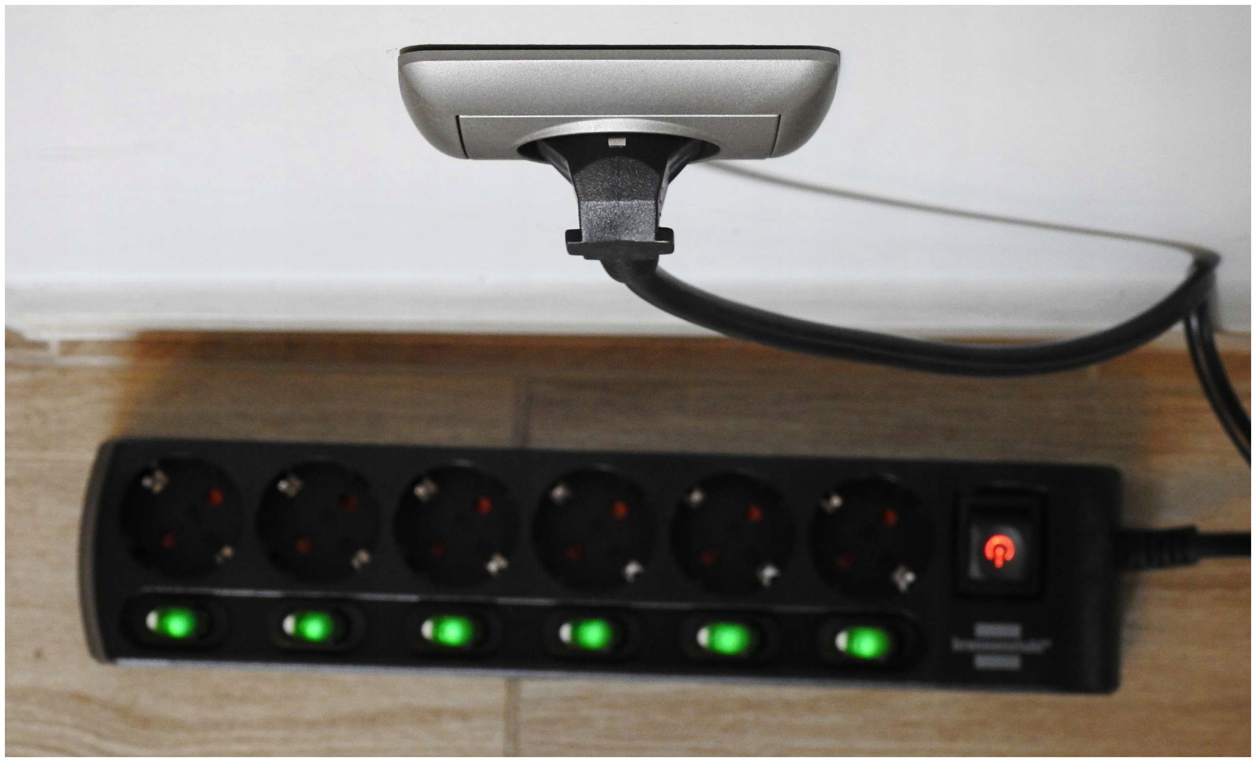 Długość kabla 2 m