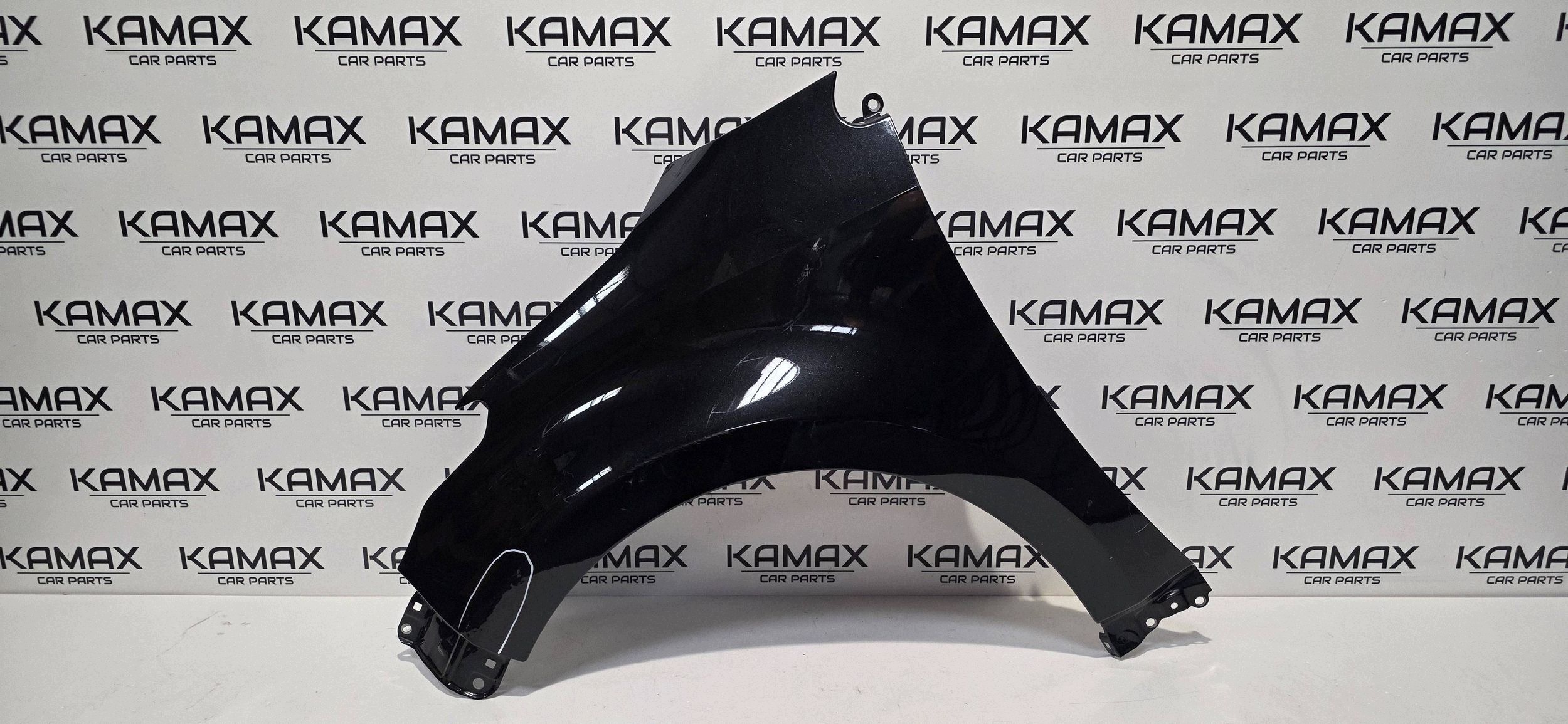 fender left side Toyota Yaris XP210