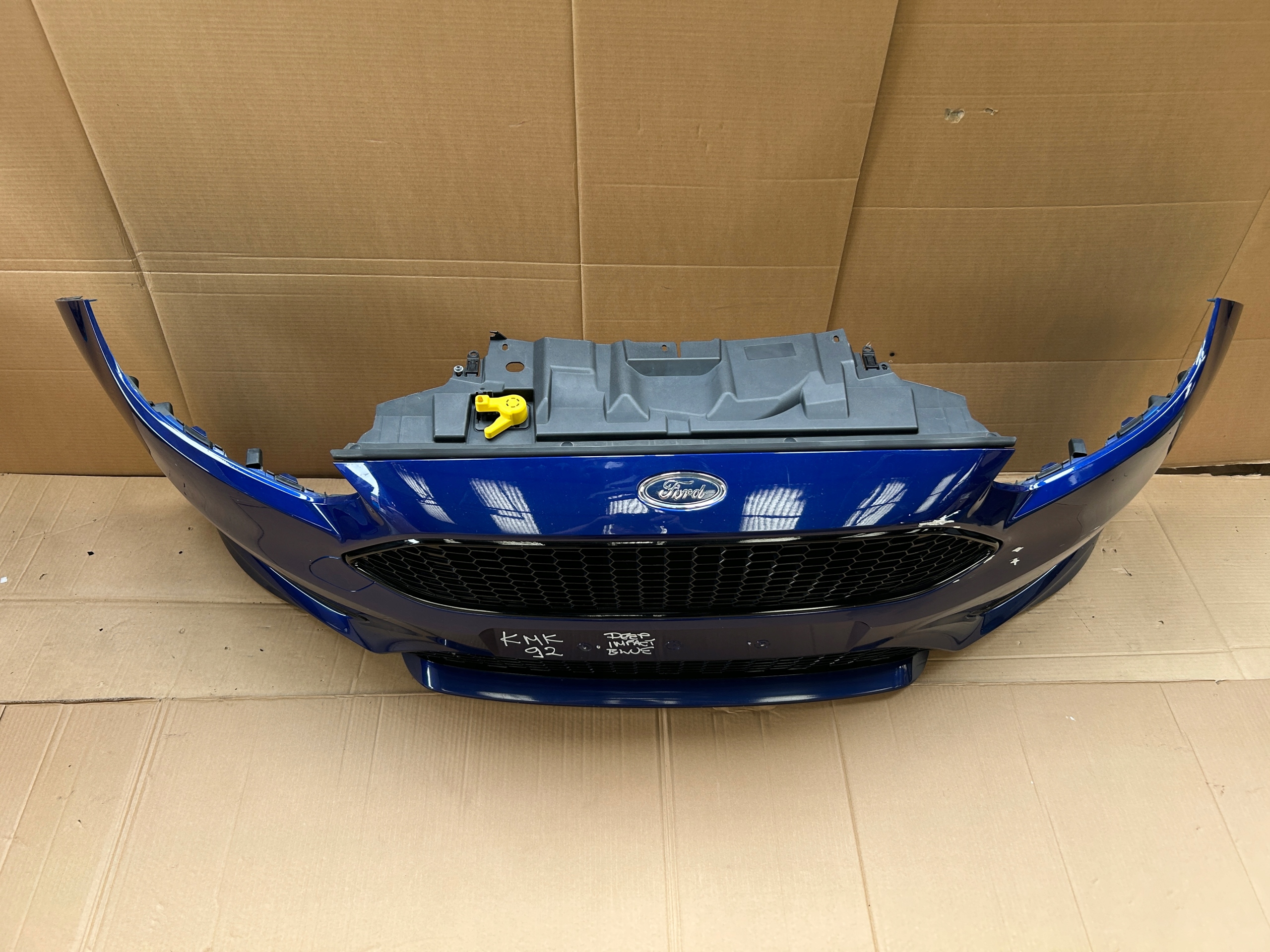 FORD FOCUS MK3 LIFT ST-LINE 2014-2018 bumper front DEEP IMPACT BLUE
