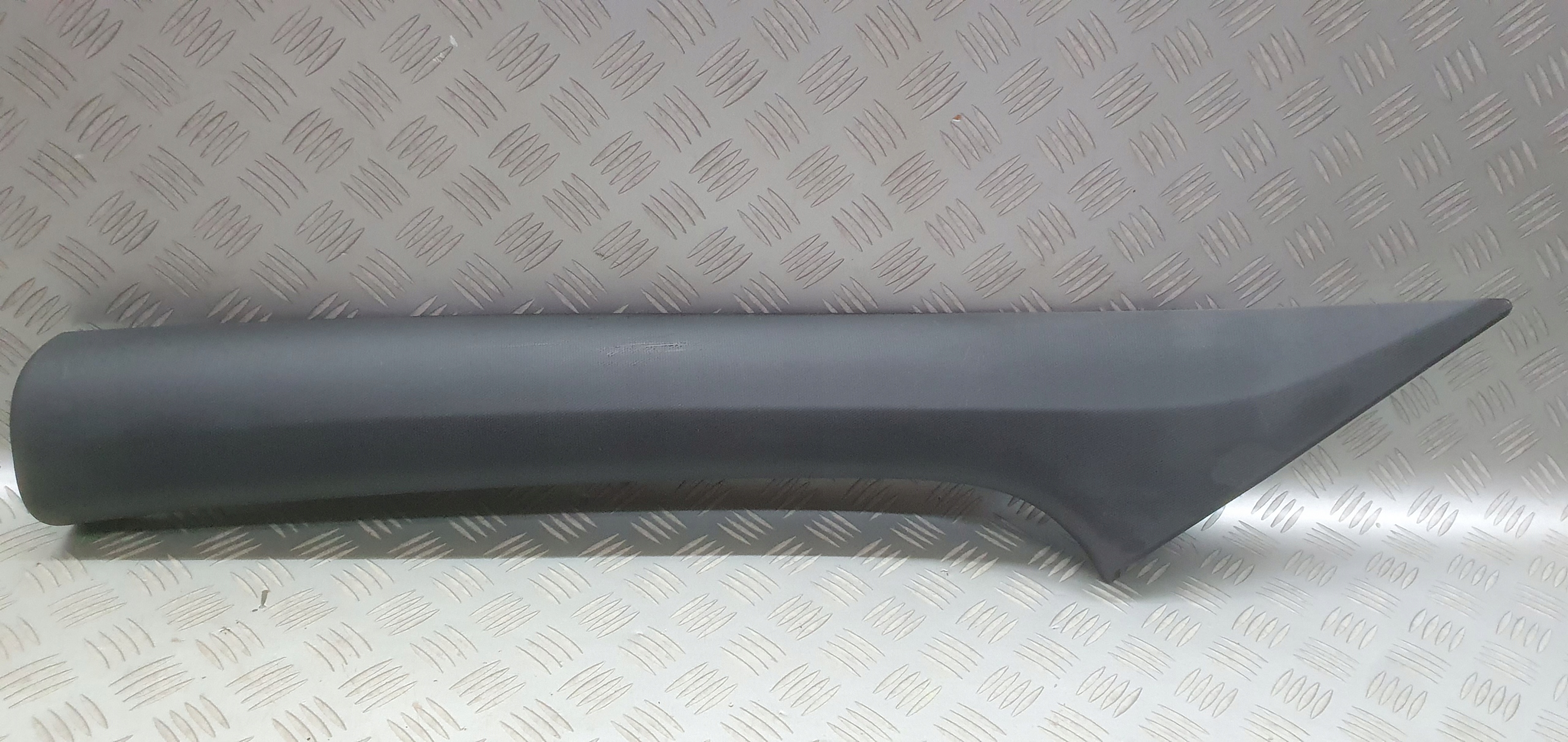 OSŁONA SŁUPKA LEWA PRZEDNIA WNĘTRZA OPEL ASTRA K