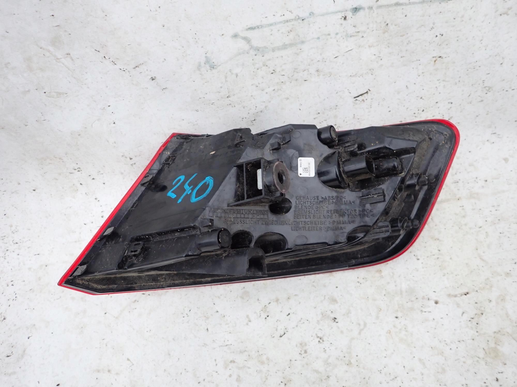 AUDI A3 III 8V HB SPORTBACK 13-16 light rear part left