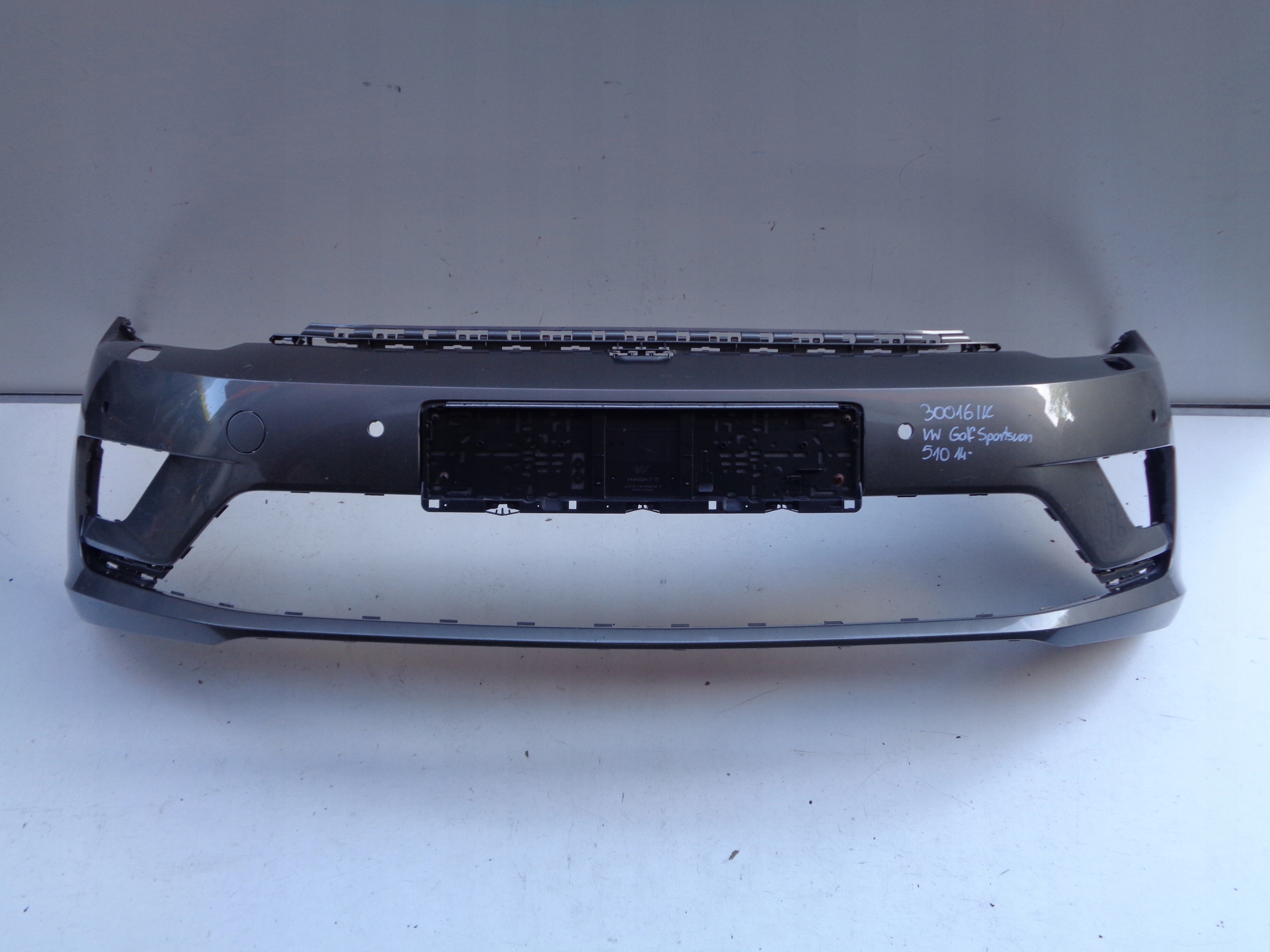 FRONTSTOSSSTANGE VW GOLF SPORTSVAN 510 14-17 30016
