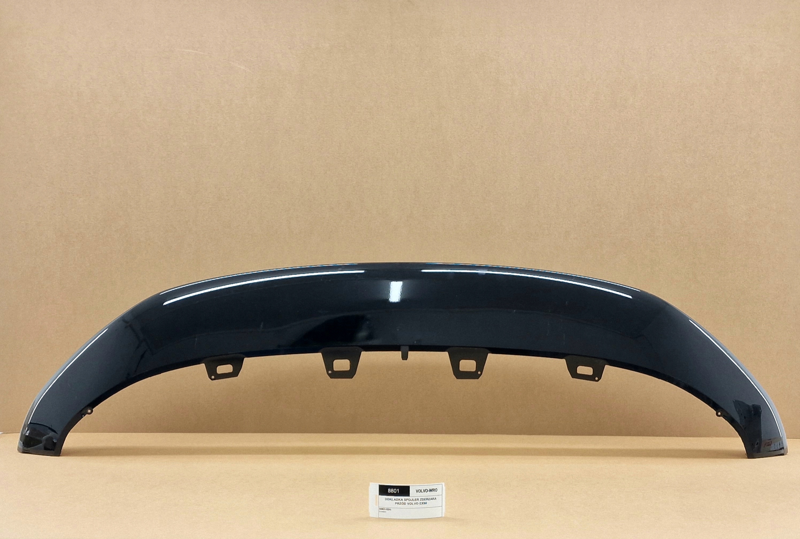 lower accessories spoiler of a bumper front VOLVO EX90