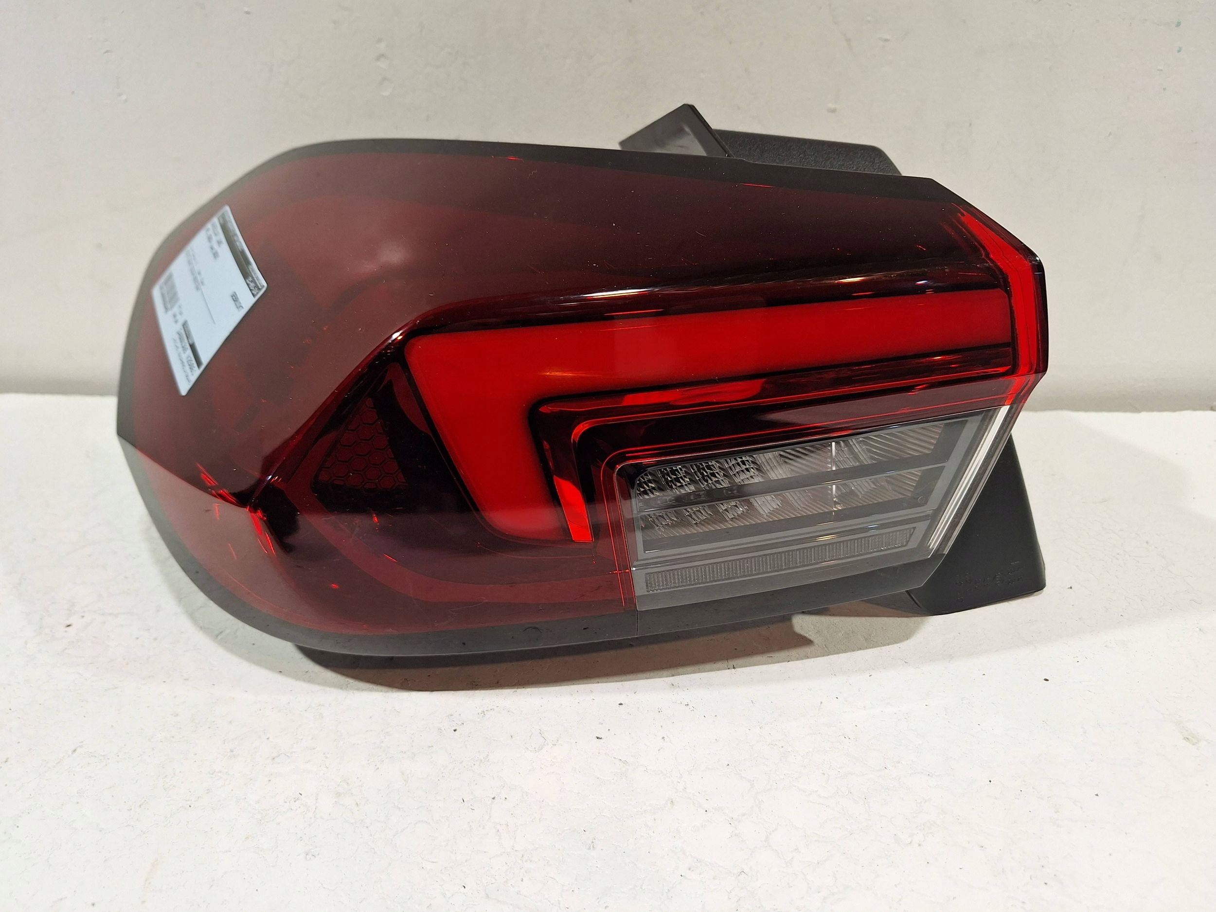 LAMPA TYŁ LEWA 90194156 OPEL CORSA F 19-