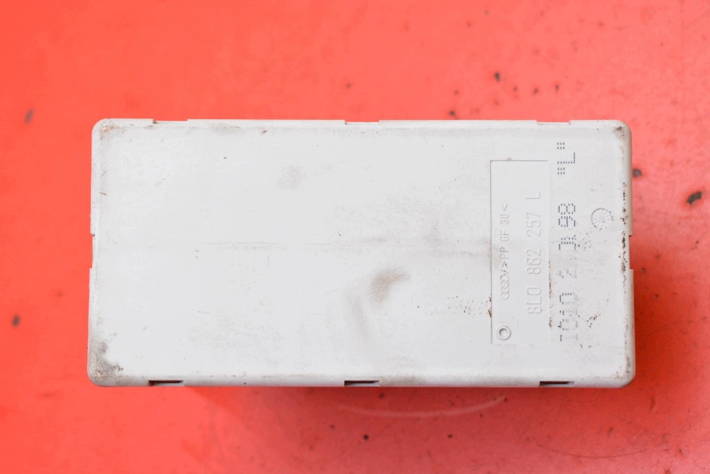 pompa centrale della serratura 8L0862257L AUDI A3 8L 3D HB 96-00