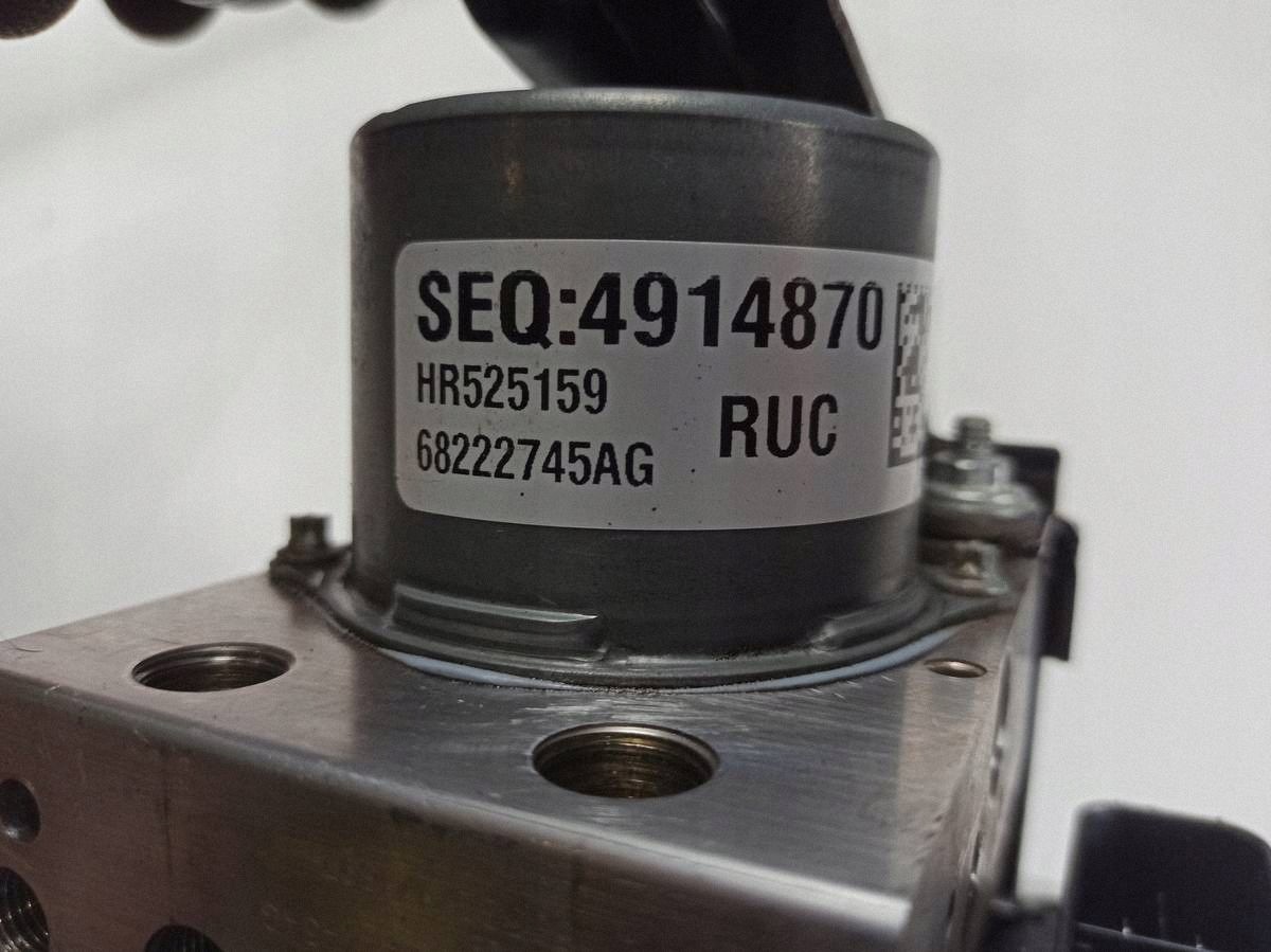 pumpe bedienteil modul ABS Chrysler Pacifica 2016 +