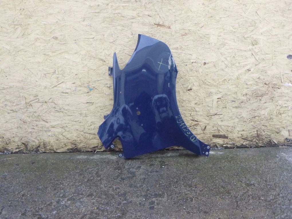 MERCEDES SPRINTER W 907 910 fender right front