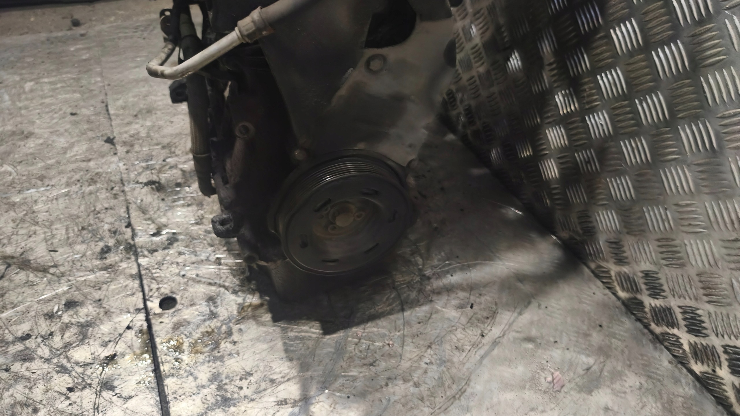 engine unprotected pillar SKODA OCTAVIA and 1999r 1.8B AGU