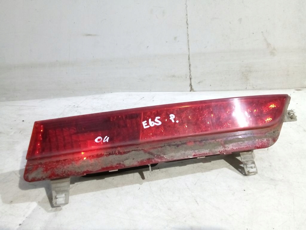 BMW 7 E65 light right rear part z bonnet