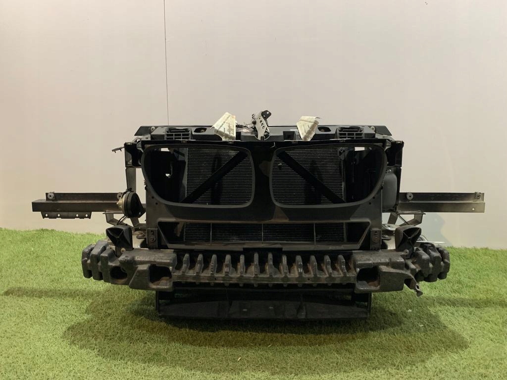 BMW X3 F25 Pas Przedni / Zestaw Chłodnic- 12937