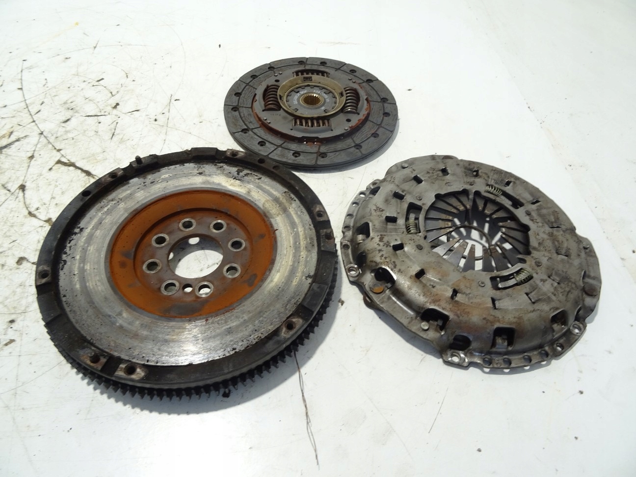 2.0DI - КОМПЛЕКТ СЦЕПЛЕНИЯ FORD TRANSIT 2.0 DI 00-06