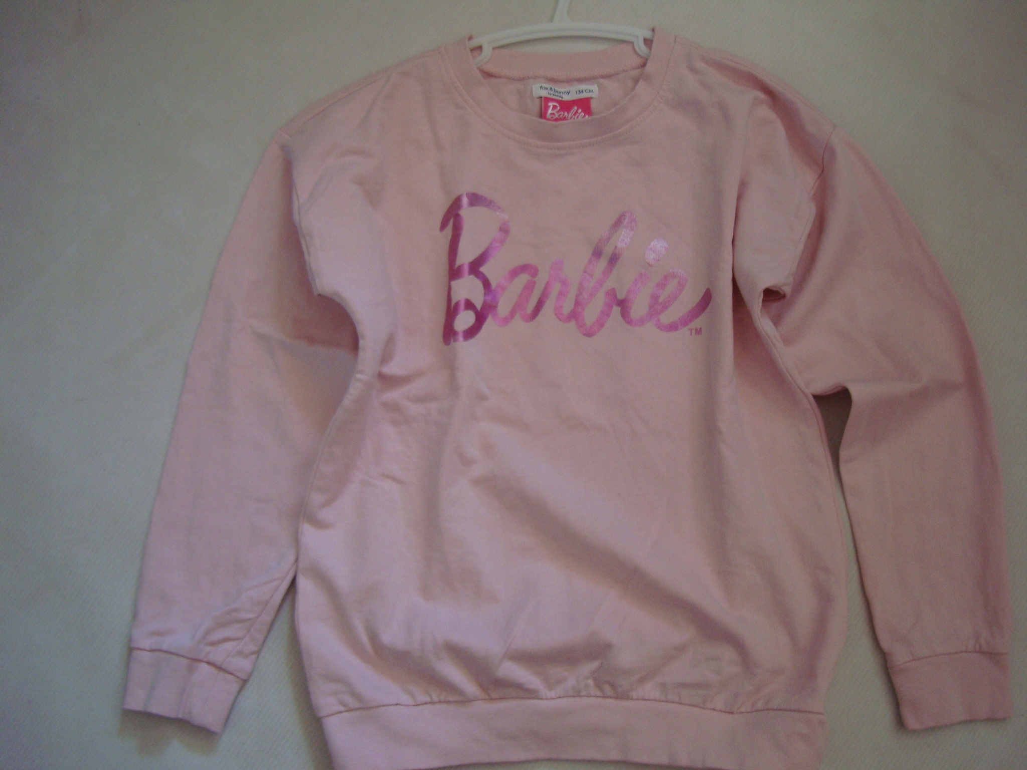 BLADO-RÓŻOWA bluza napis BARBIE r.134 Rozmiar (new) 134 (129 - 134 cm)